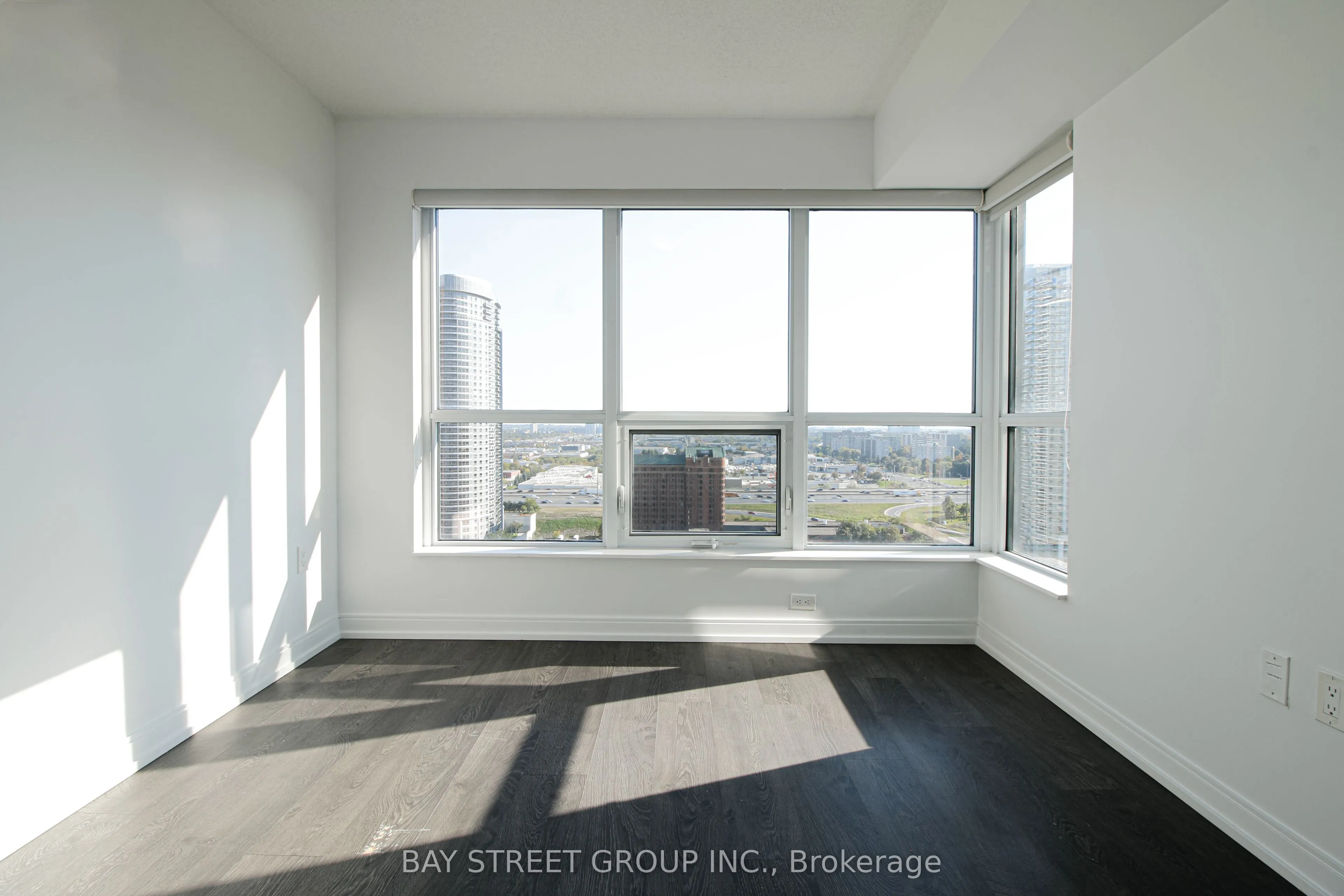 275 Village Green Square, #2123