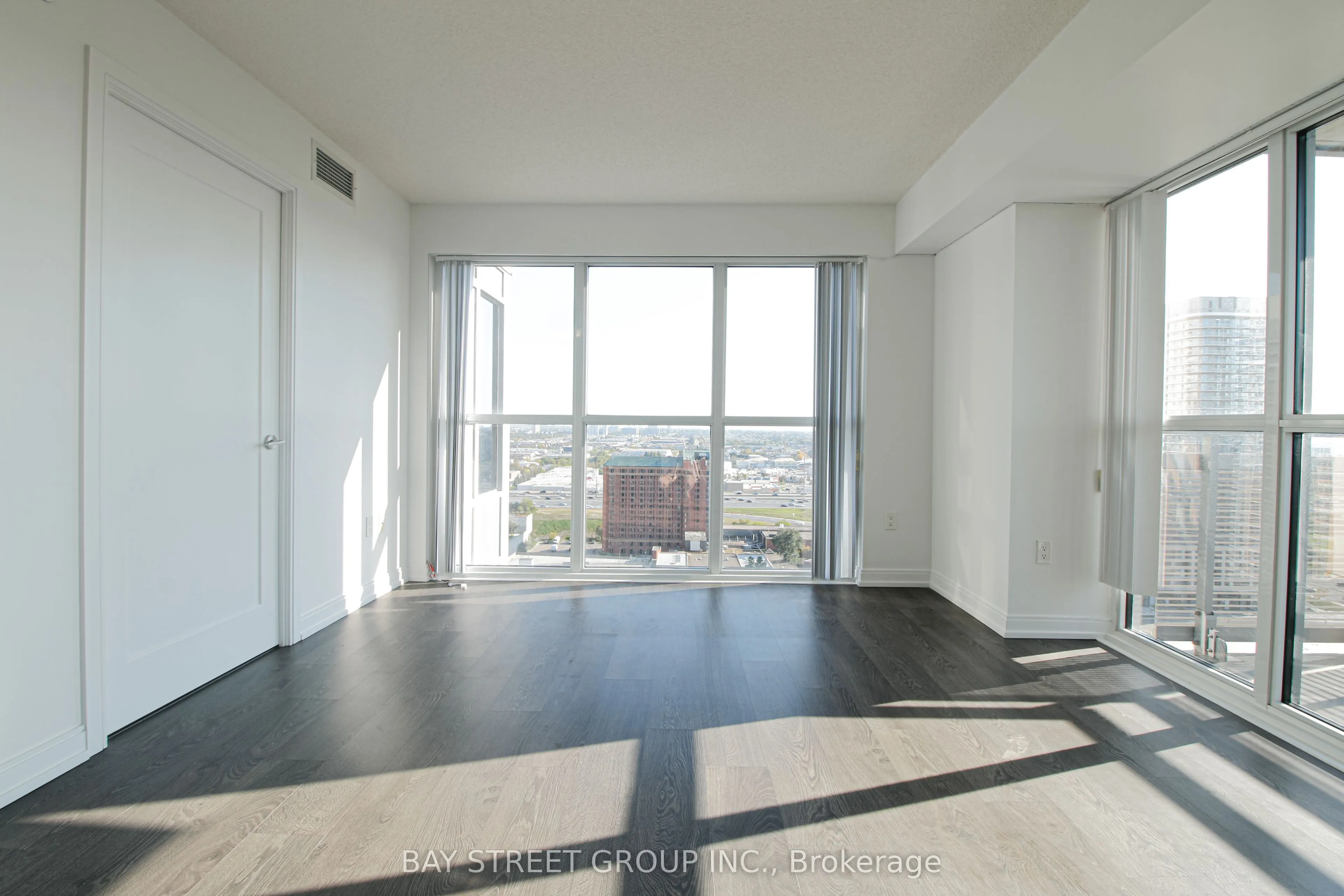 275 Village Green Square, #2123