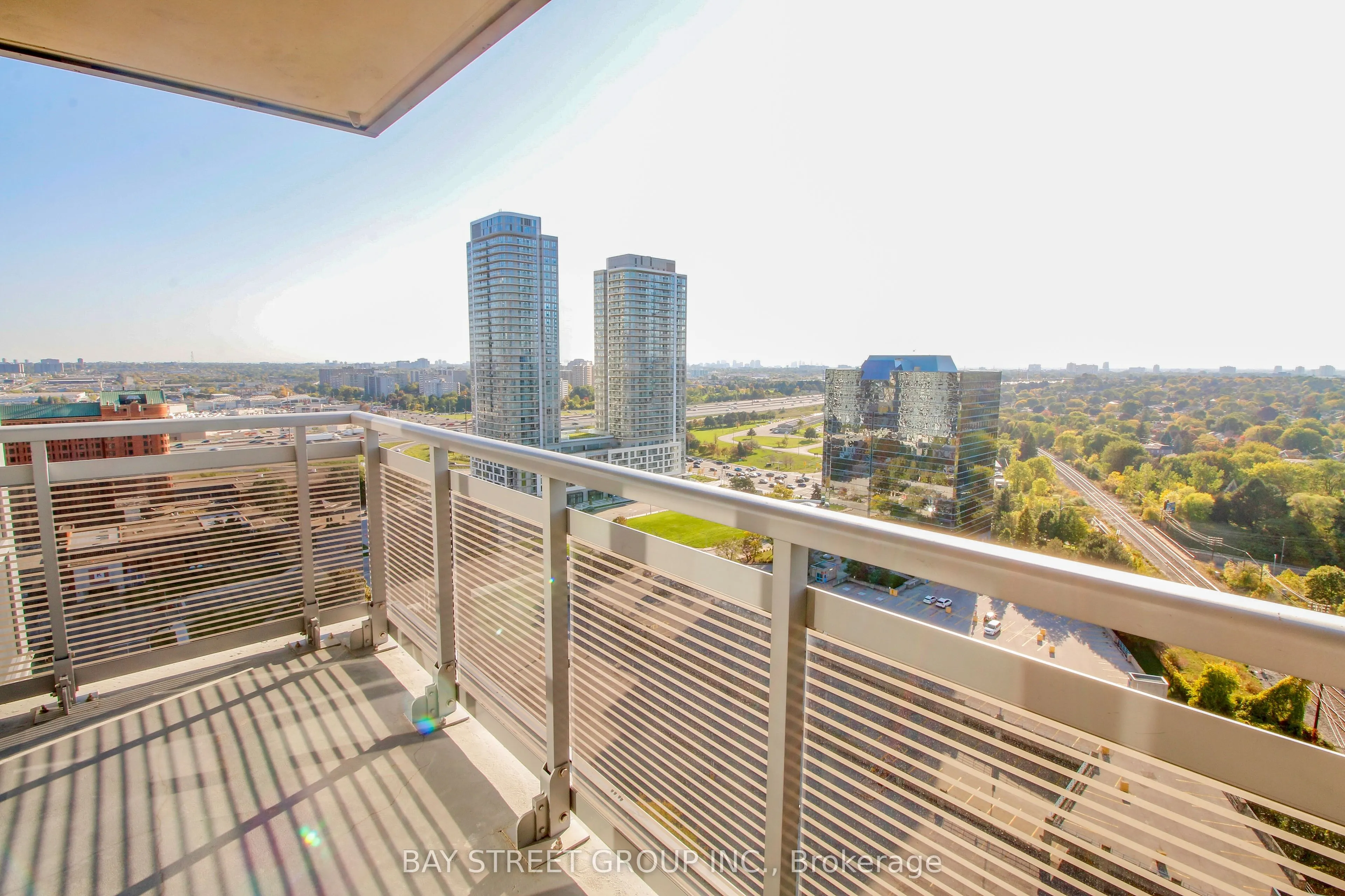 275 Village Green Square, #2123