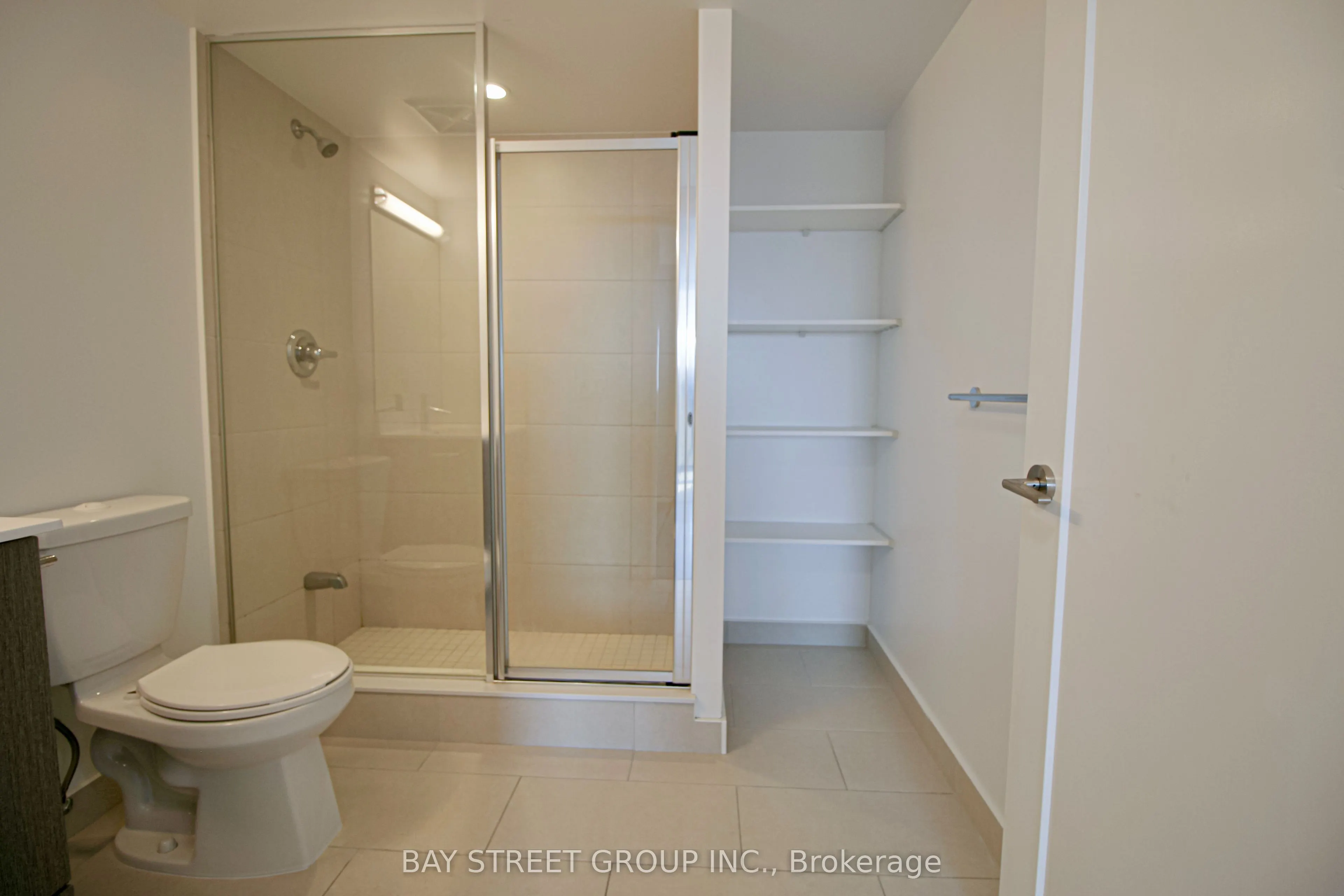 275 Village Green Square, #2123
