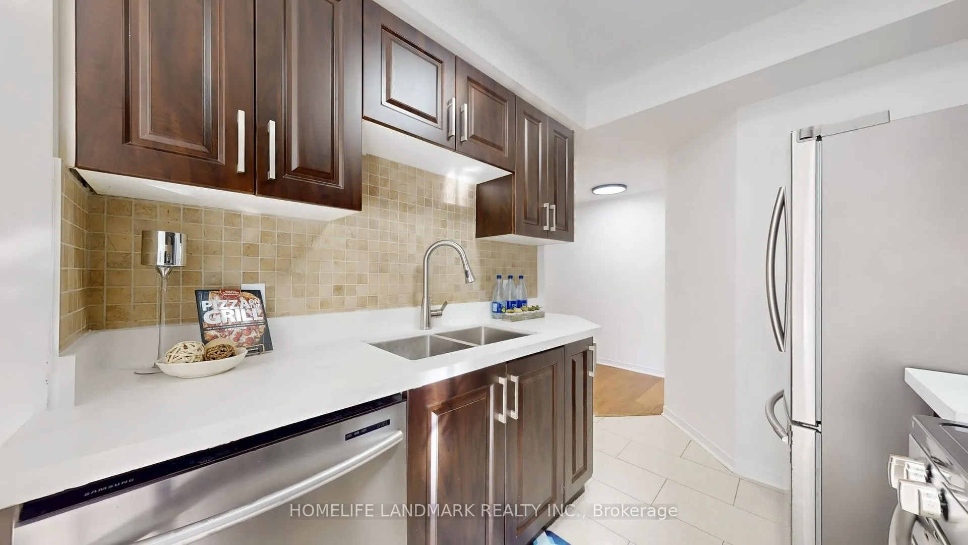 28 Rosebank Drive, #706