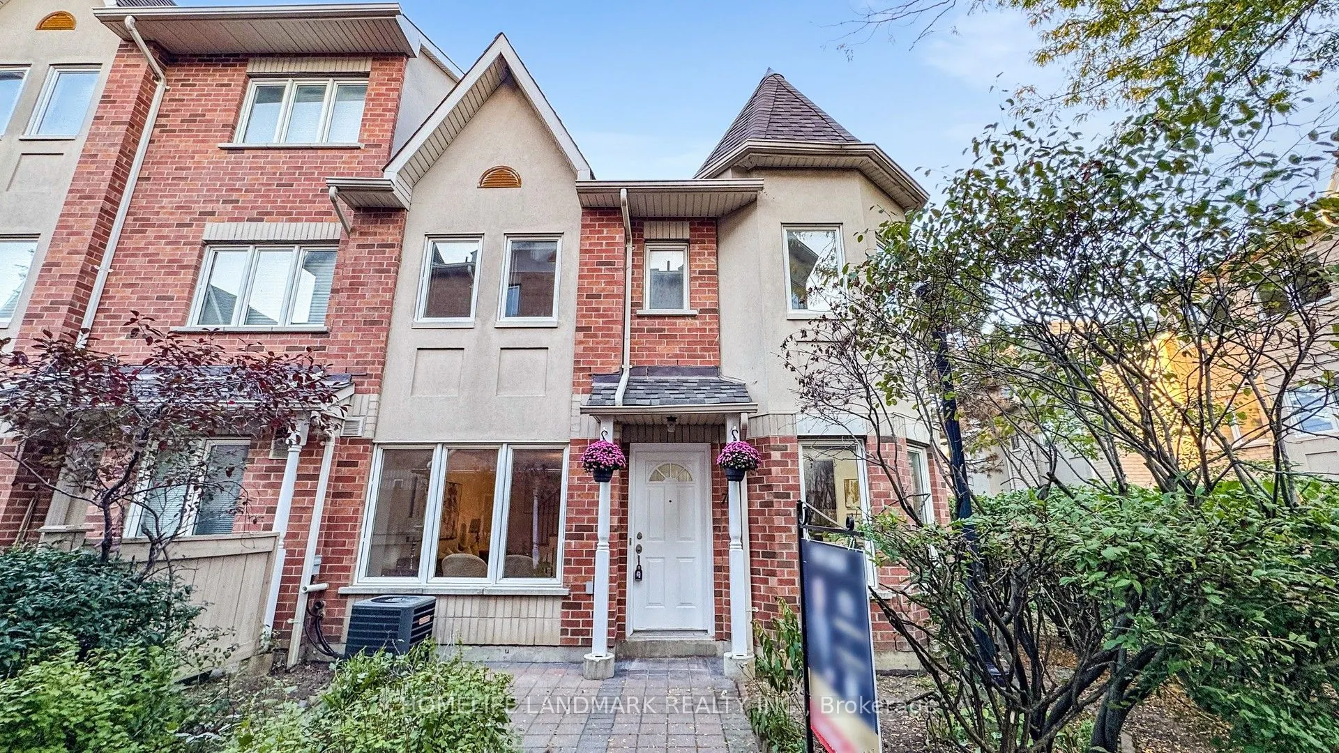 28 Rosebank Drive, #706