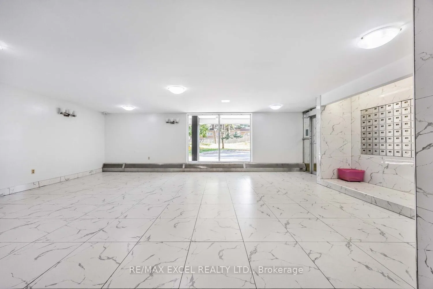 100 Dundalk Drive, #817