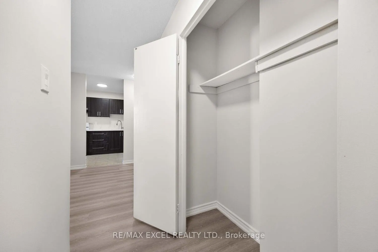 100 Dundalk Drive, #817