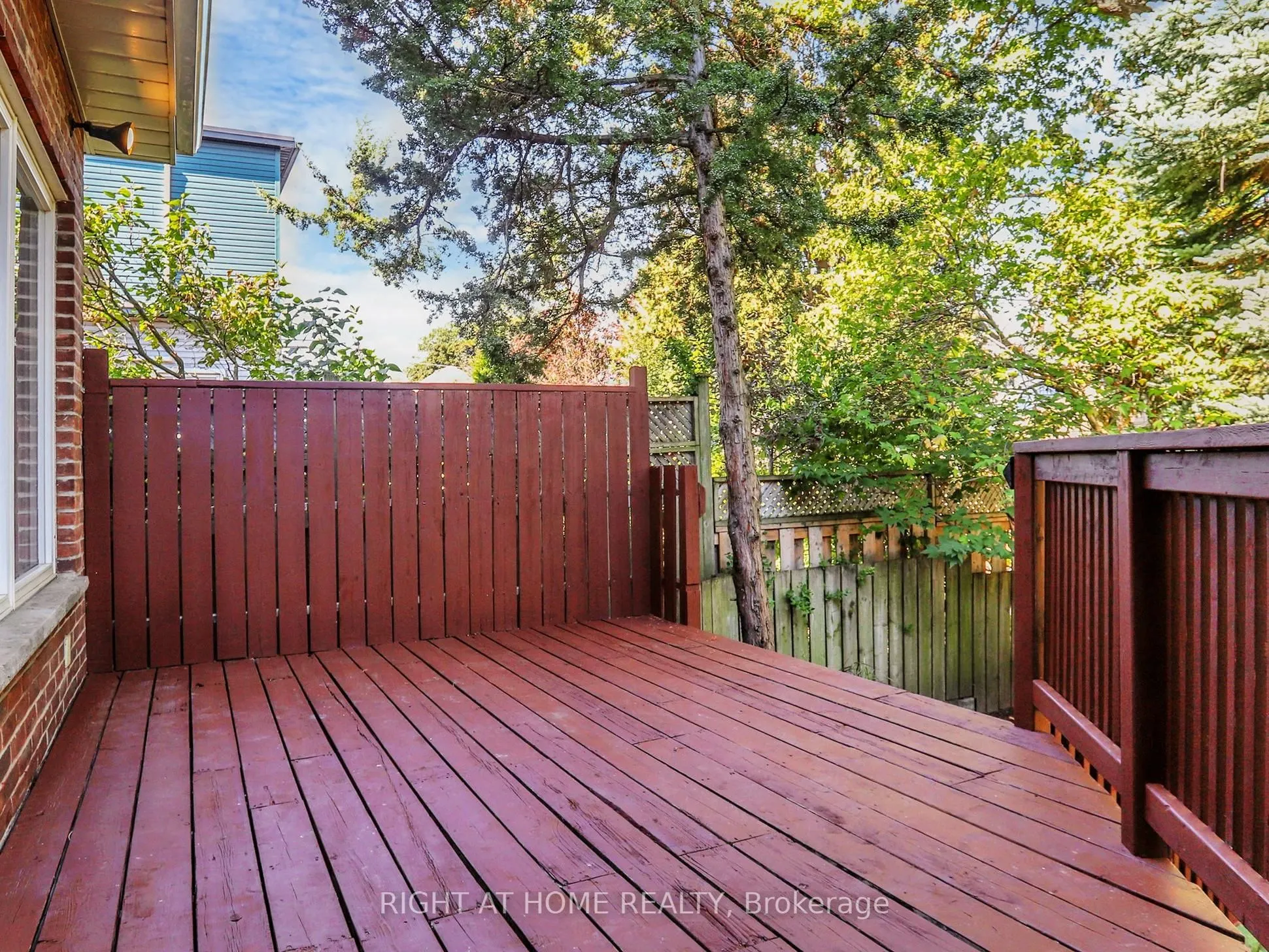 12 Westbrook Avenue