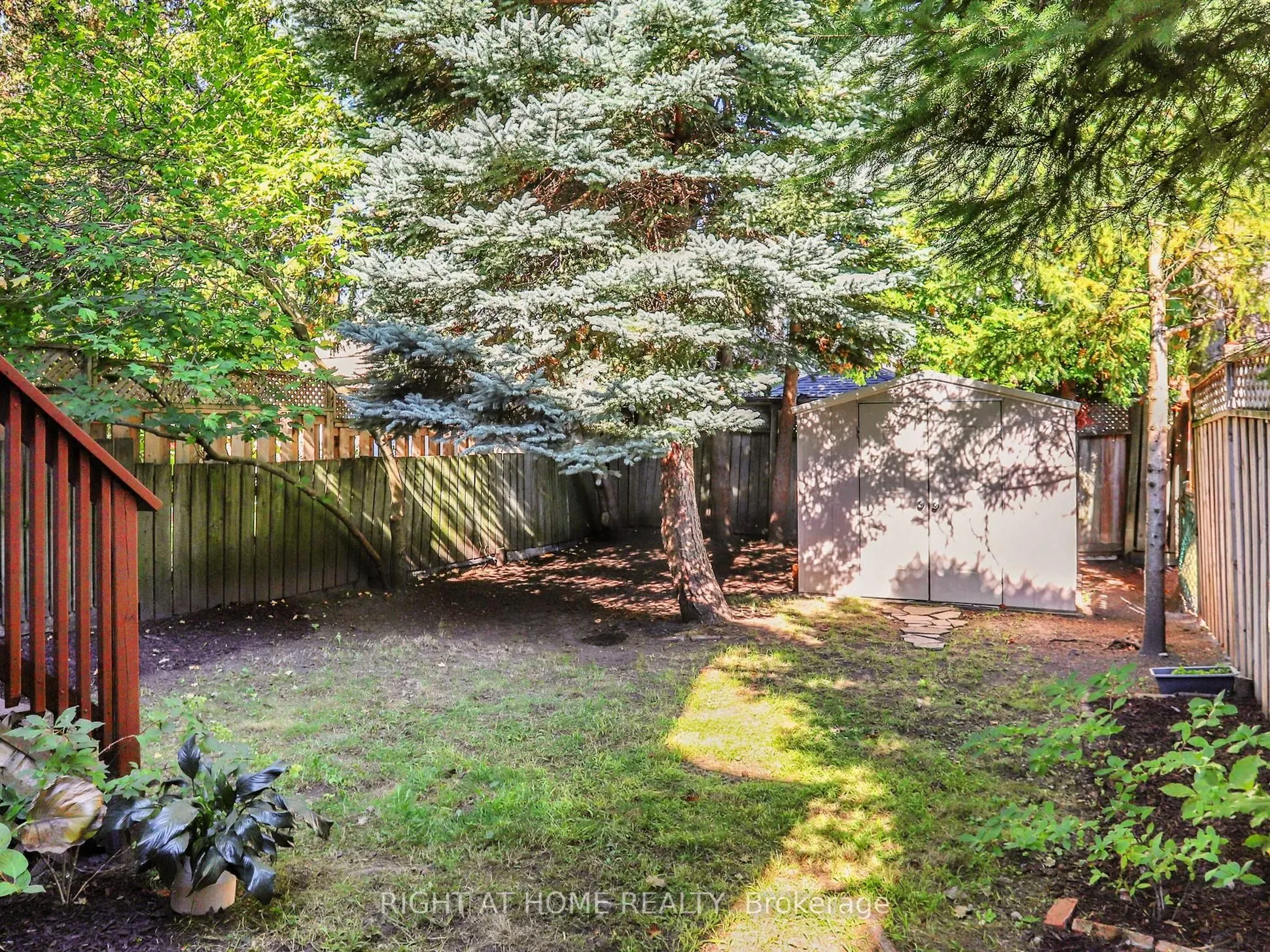 12 Westbrook Avenue