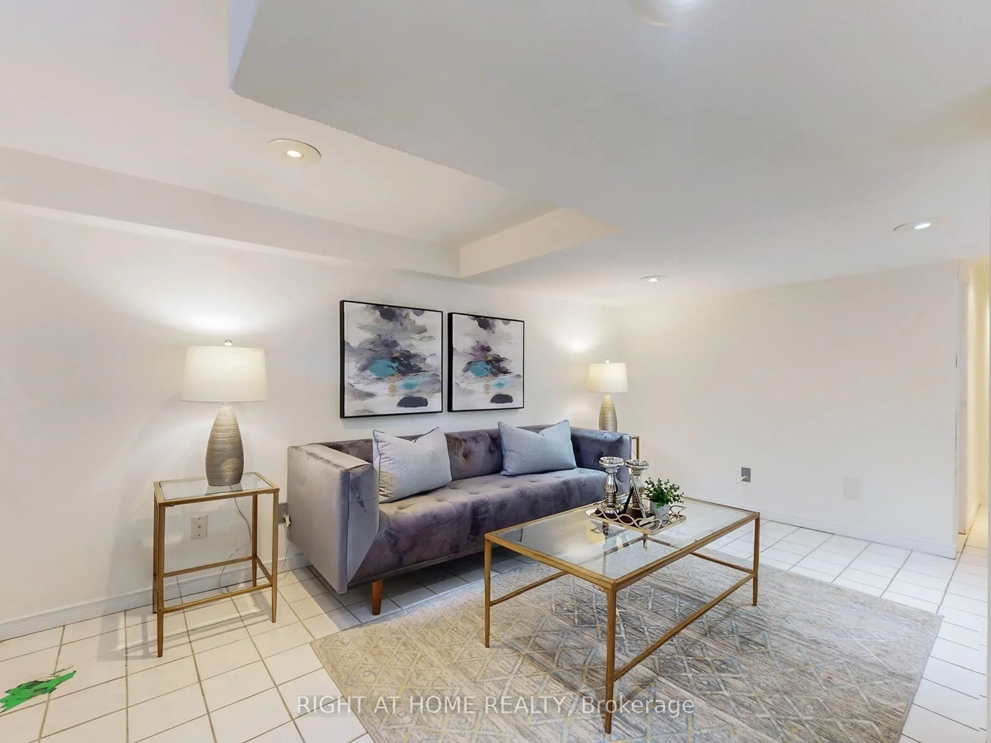 12 Westbrook Avenue