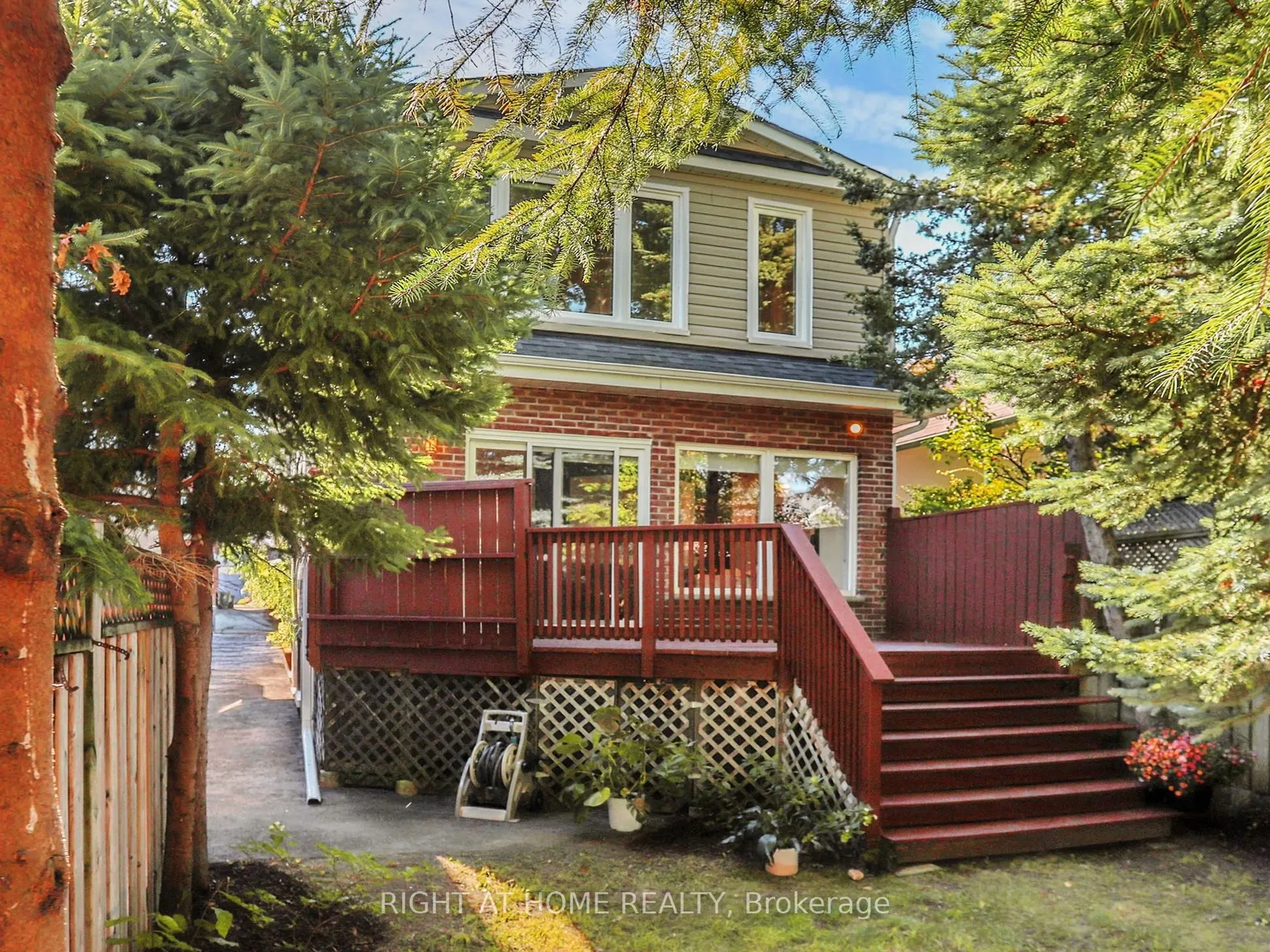 12 Westbrook Avenue