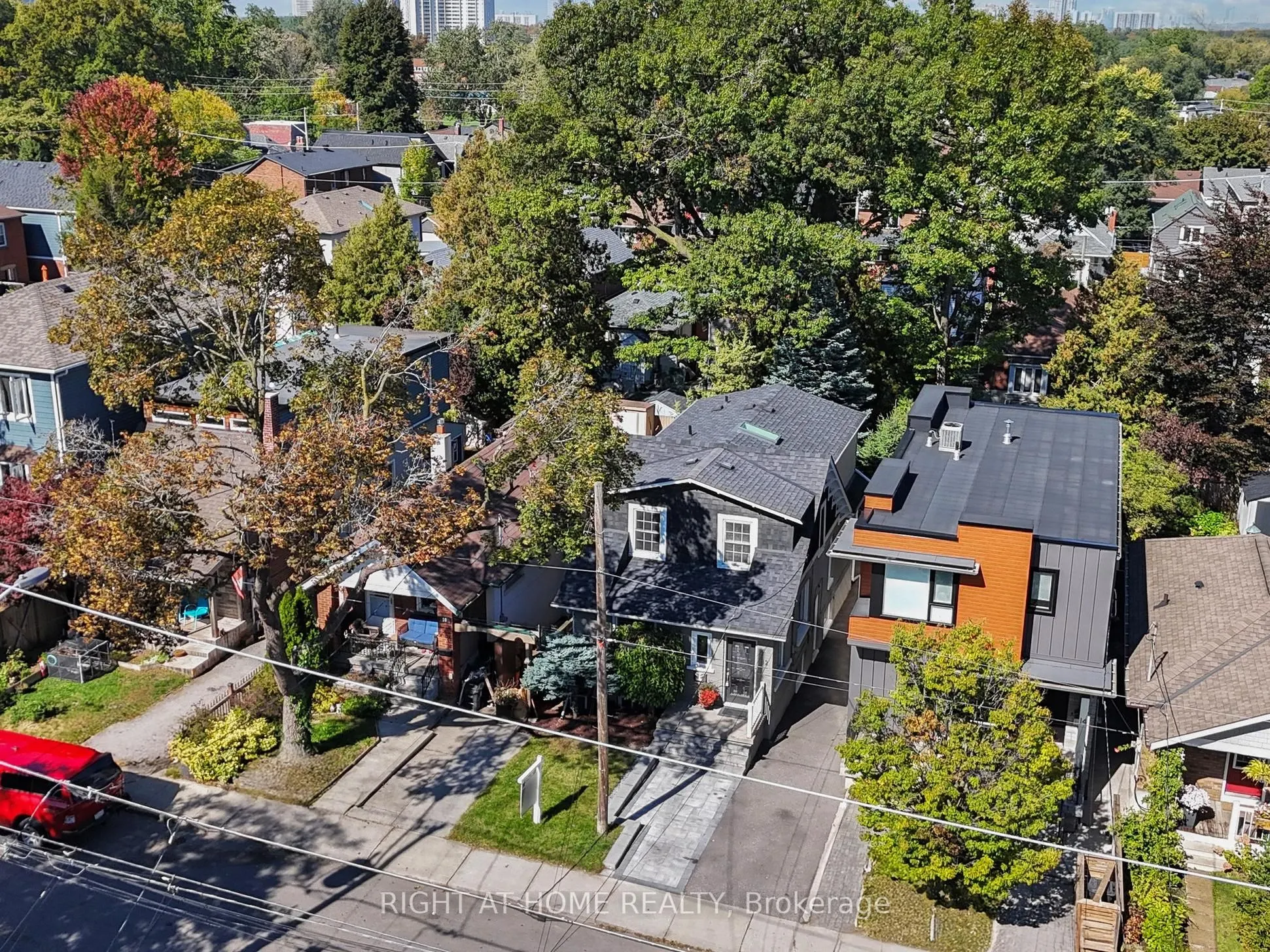 12 Westbrook Avenue