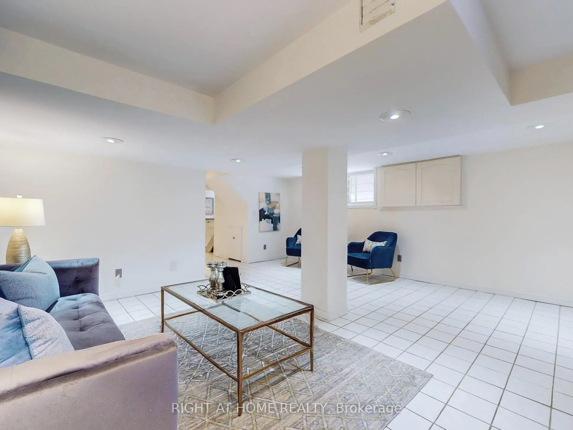 12 Westbrook Avenue