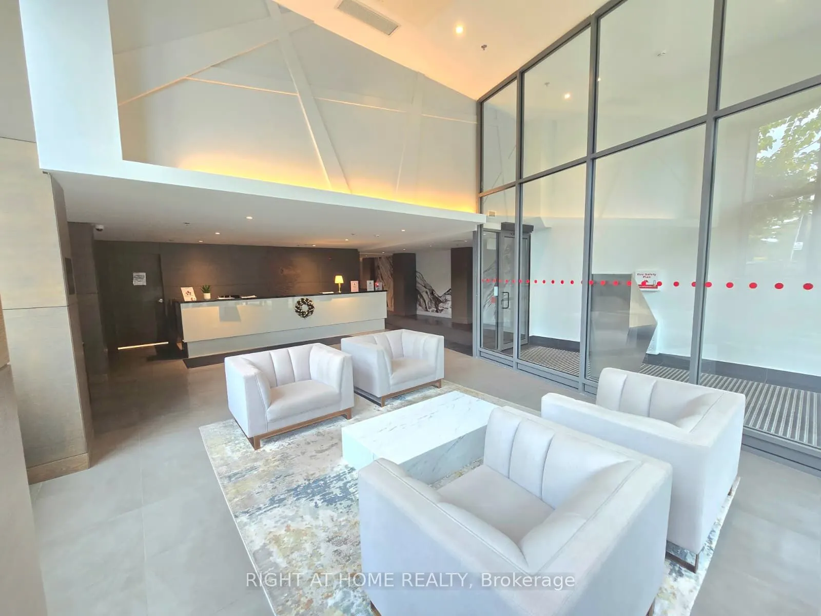 90 Glen Everest Road S, #718