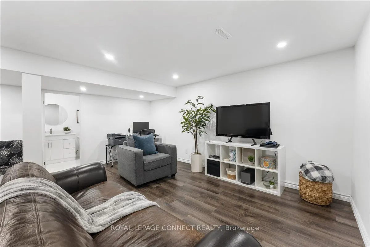 1800 Shadybrook Drive