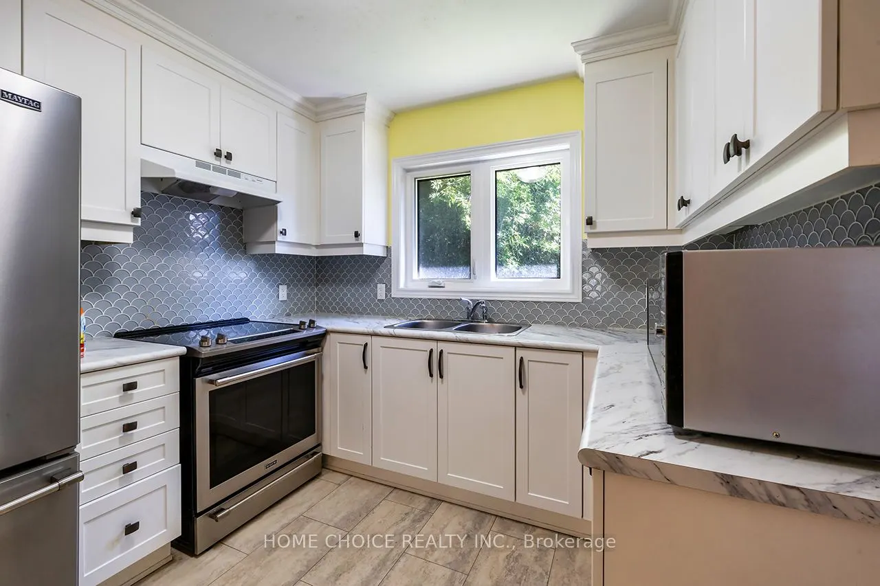 1385 Palmetto Drive