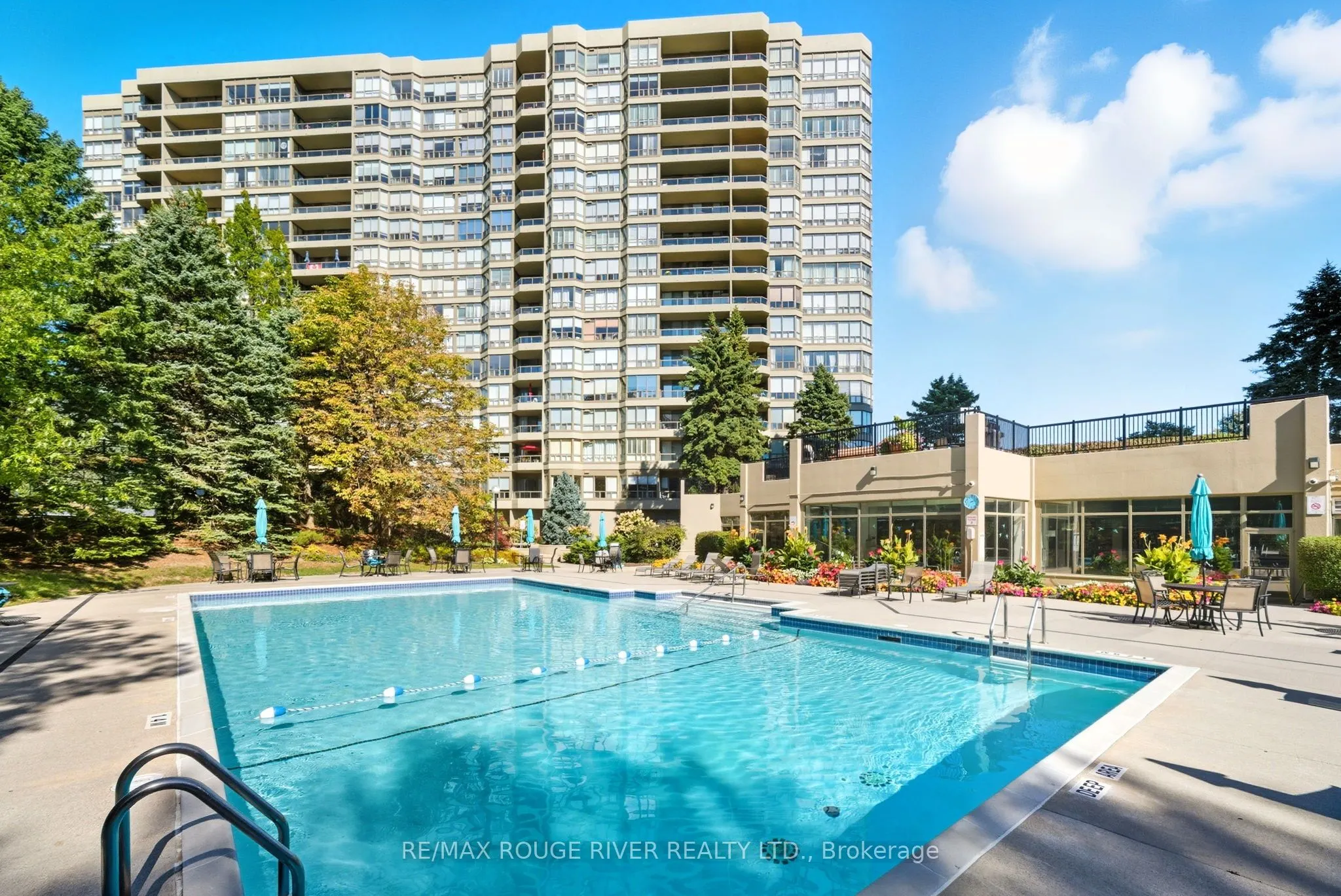 1890 Valley Farm Road, #604