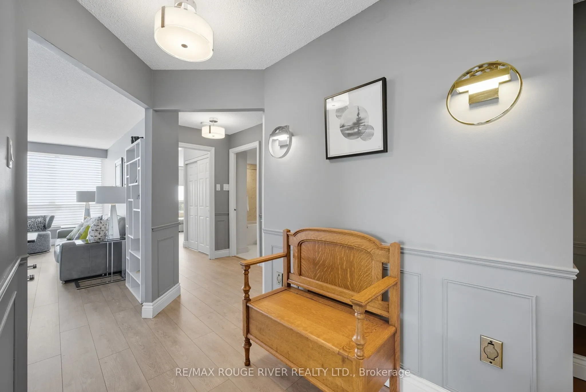 1890 Valley Farm Road, #604