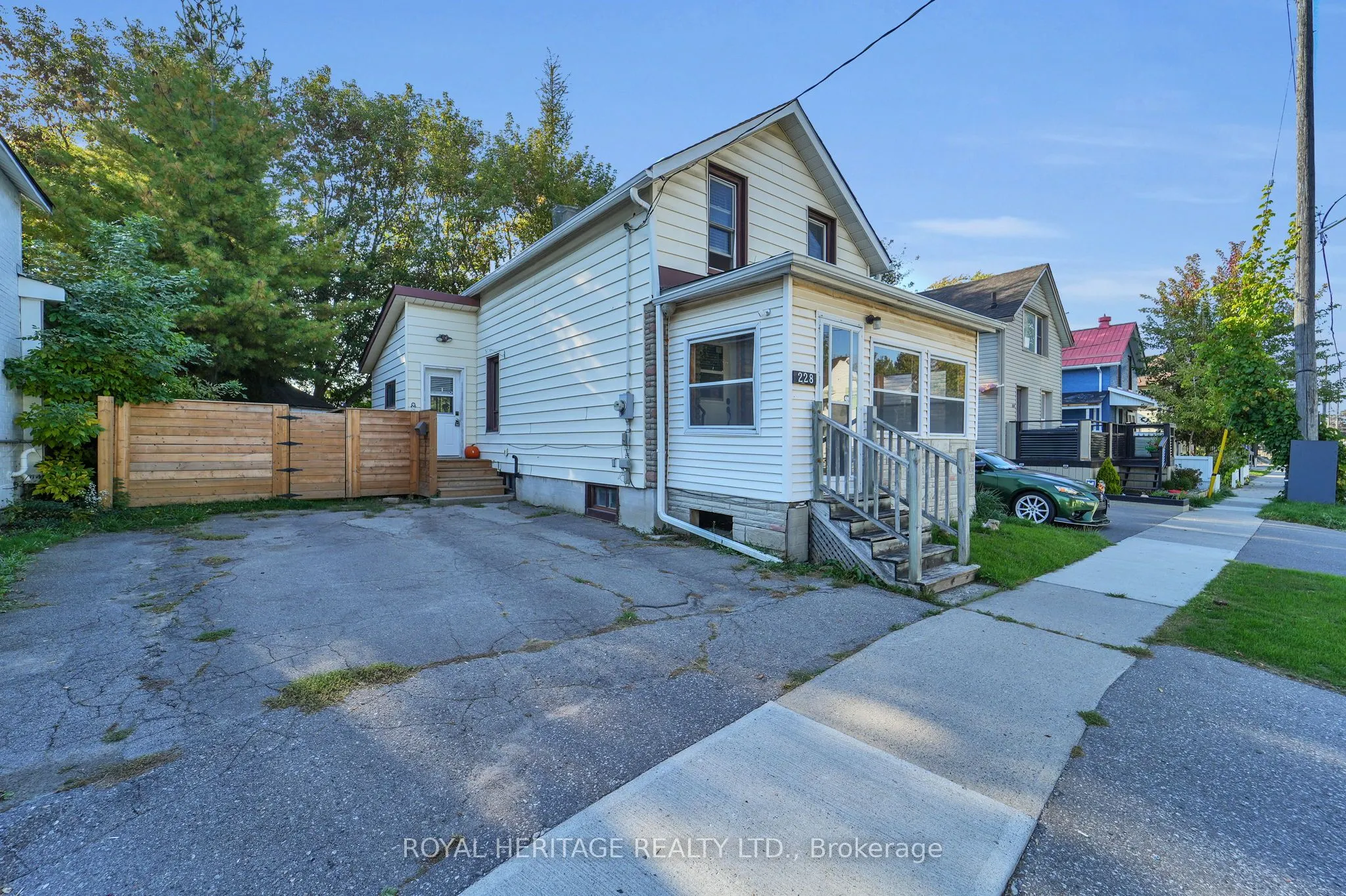 228 Court Street