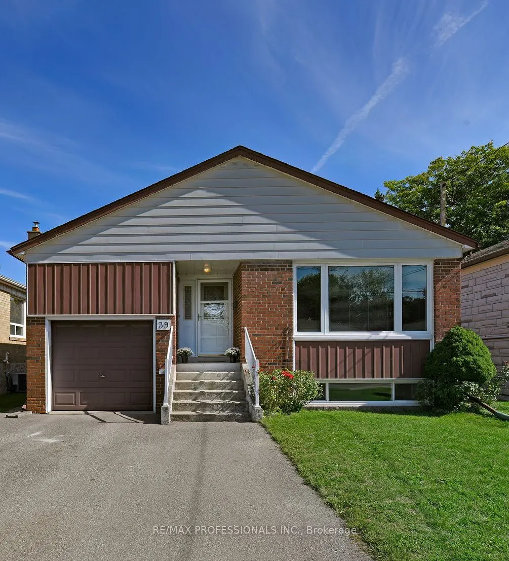 39 Montvale Drive