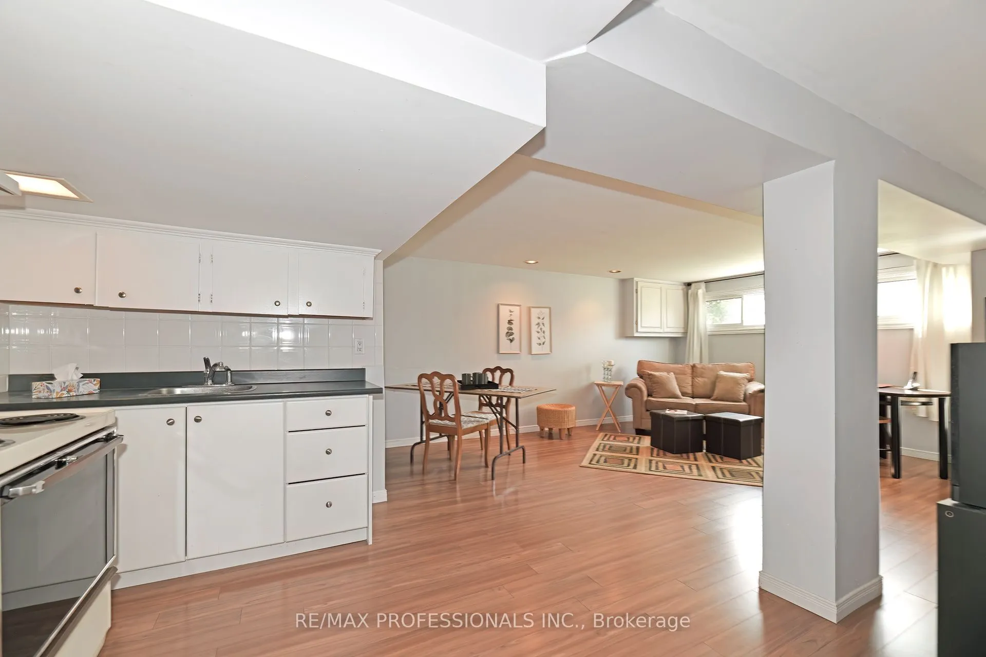 39 Montvale Drive
