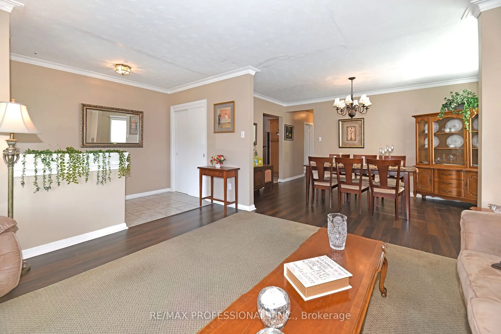 39 Montvale Drive