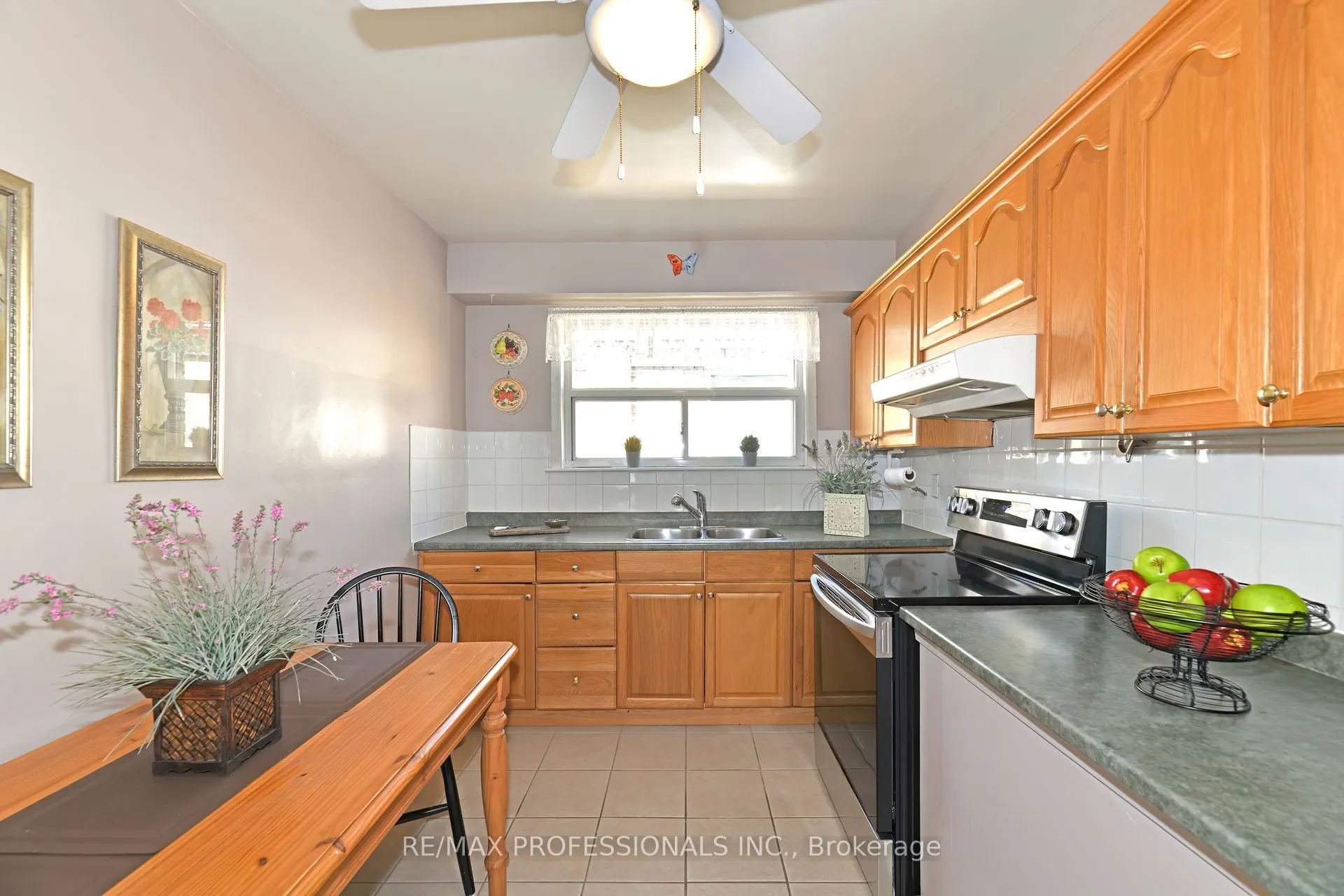 39 Montvale Drive