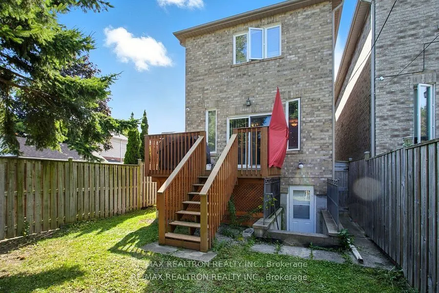 21A Claremore Avenue