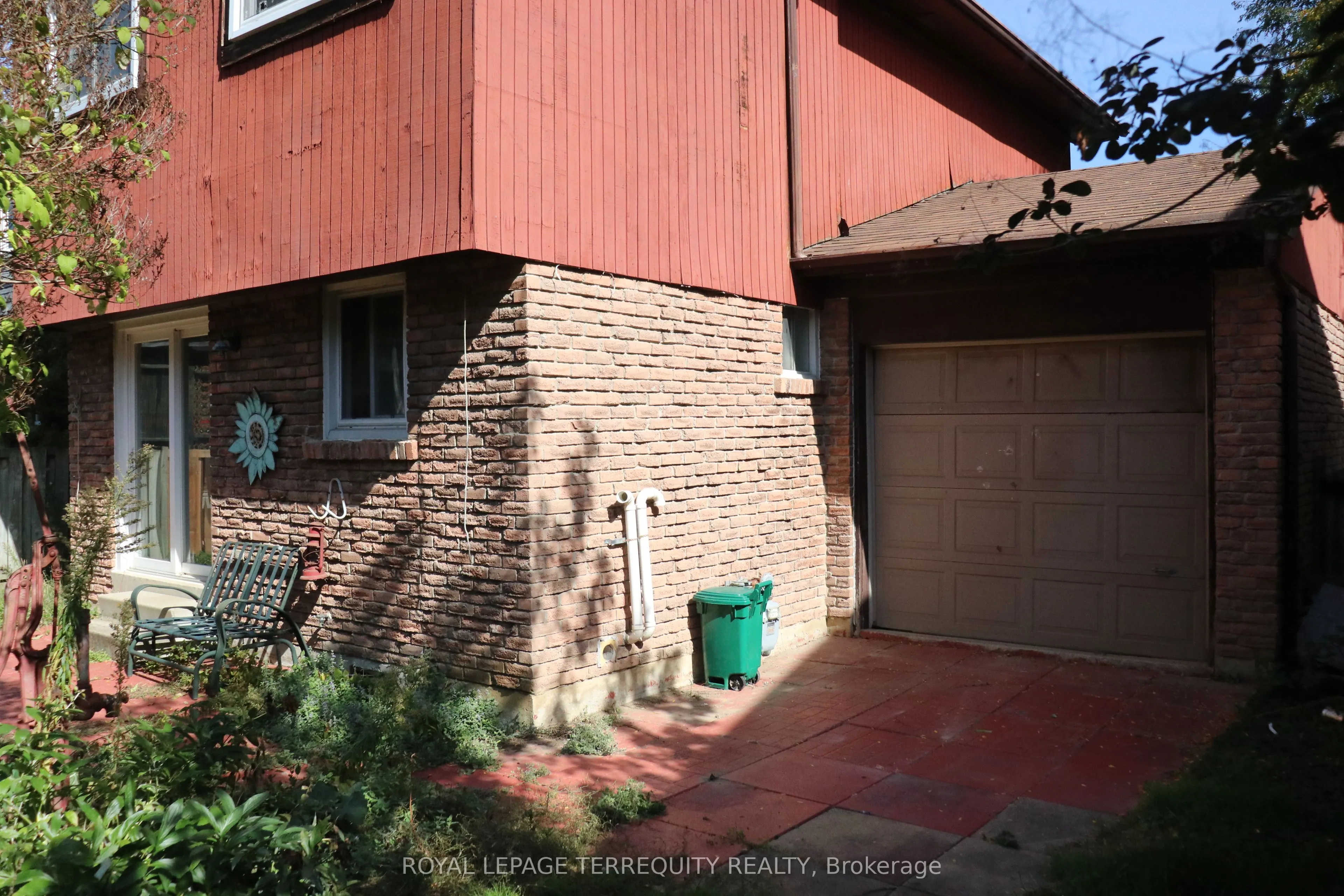 34 Ivanic Court