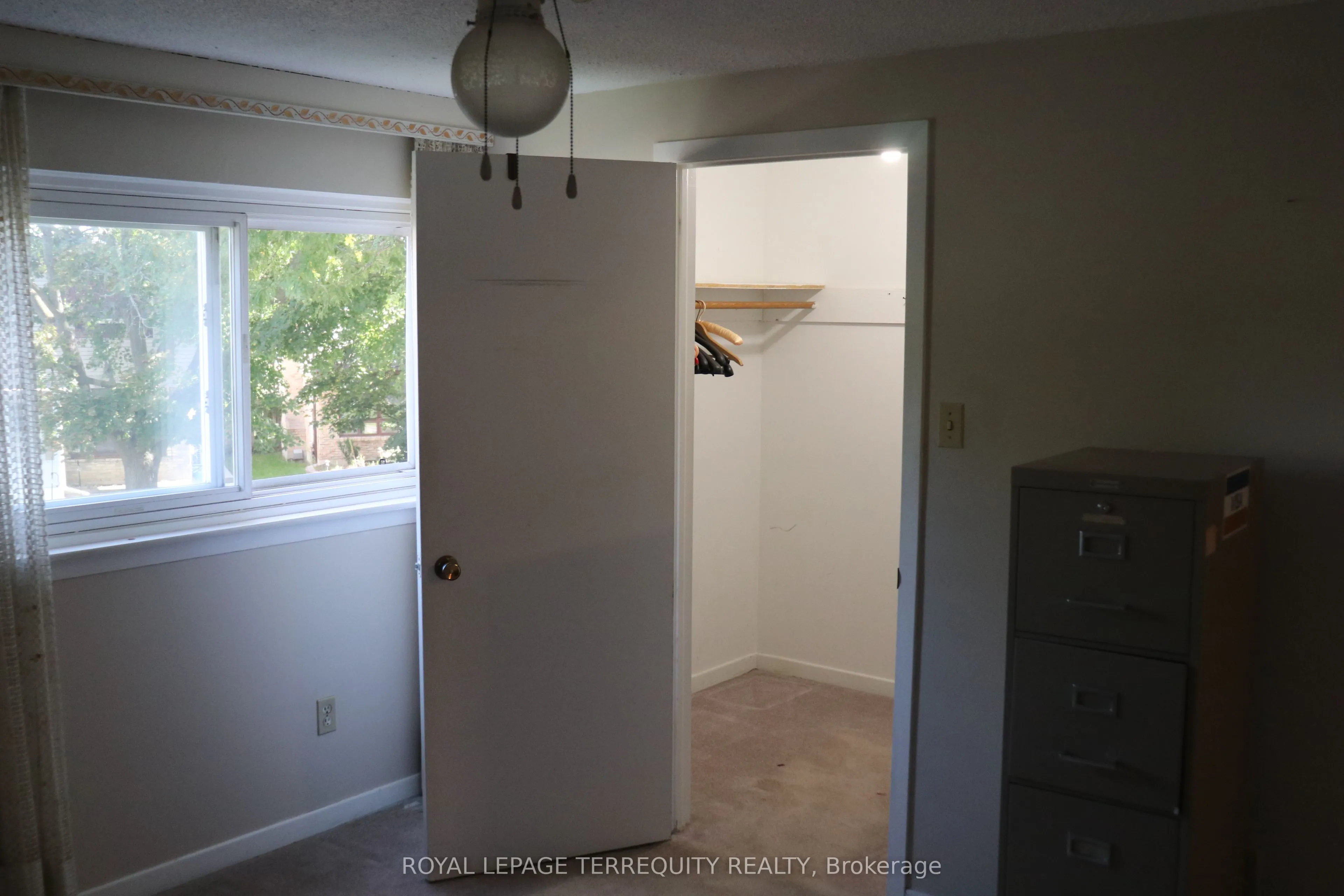 34 Ivanic Court