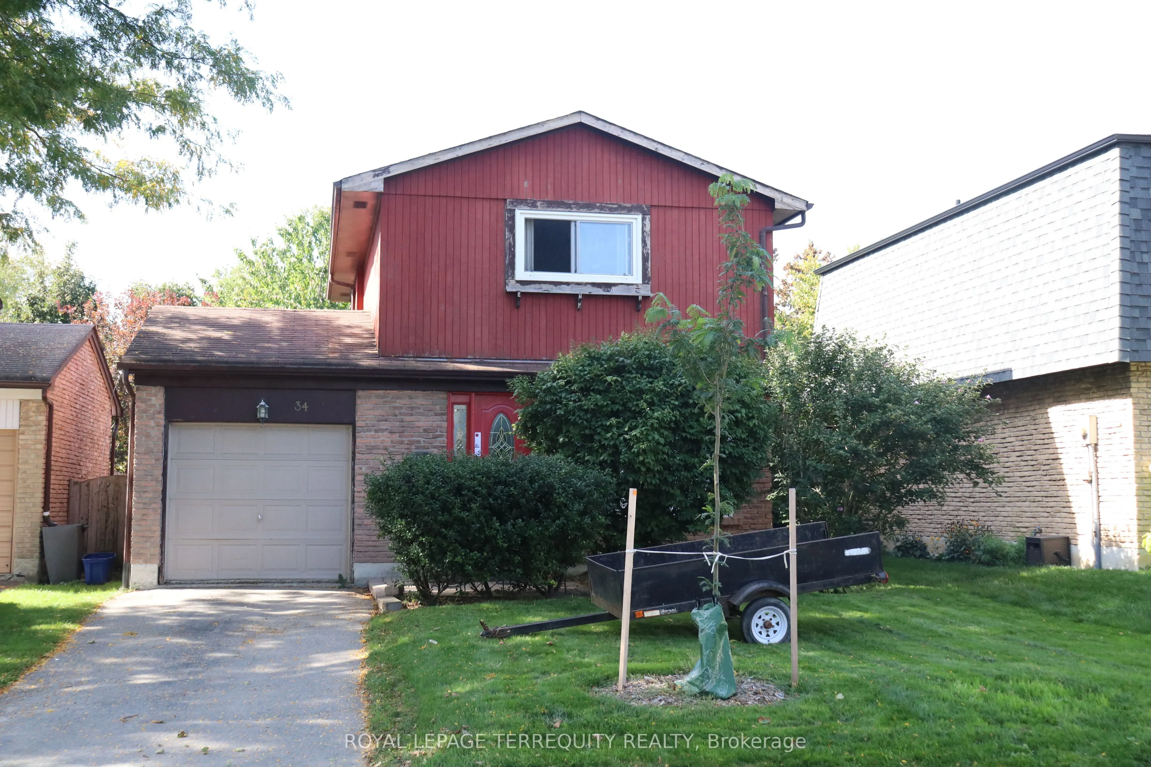 34 Ivanic Court