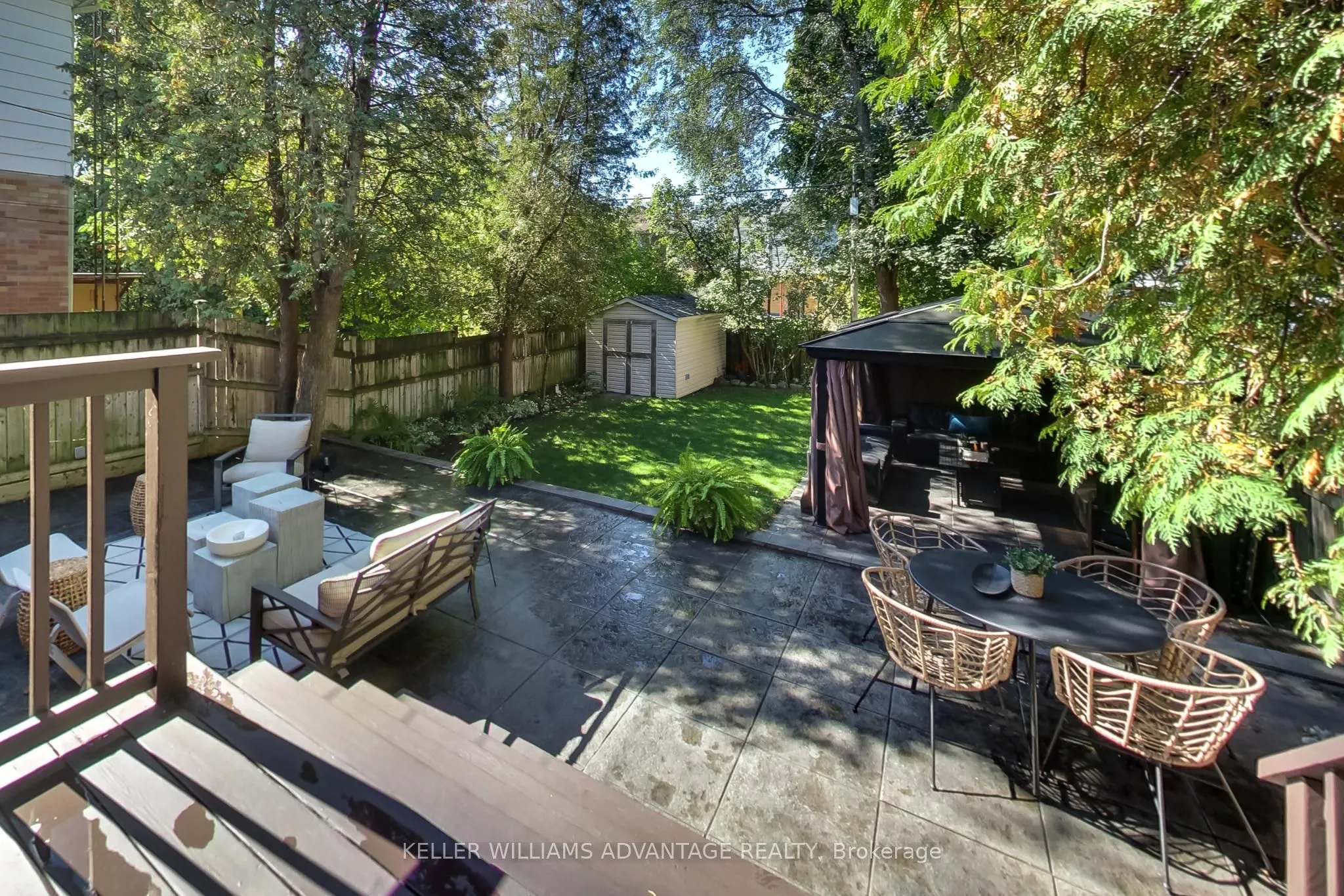 28 Avalon Boulevard