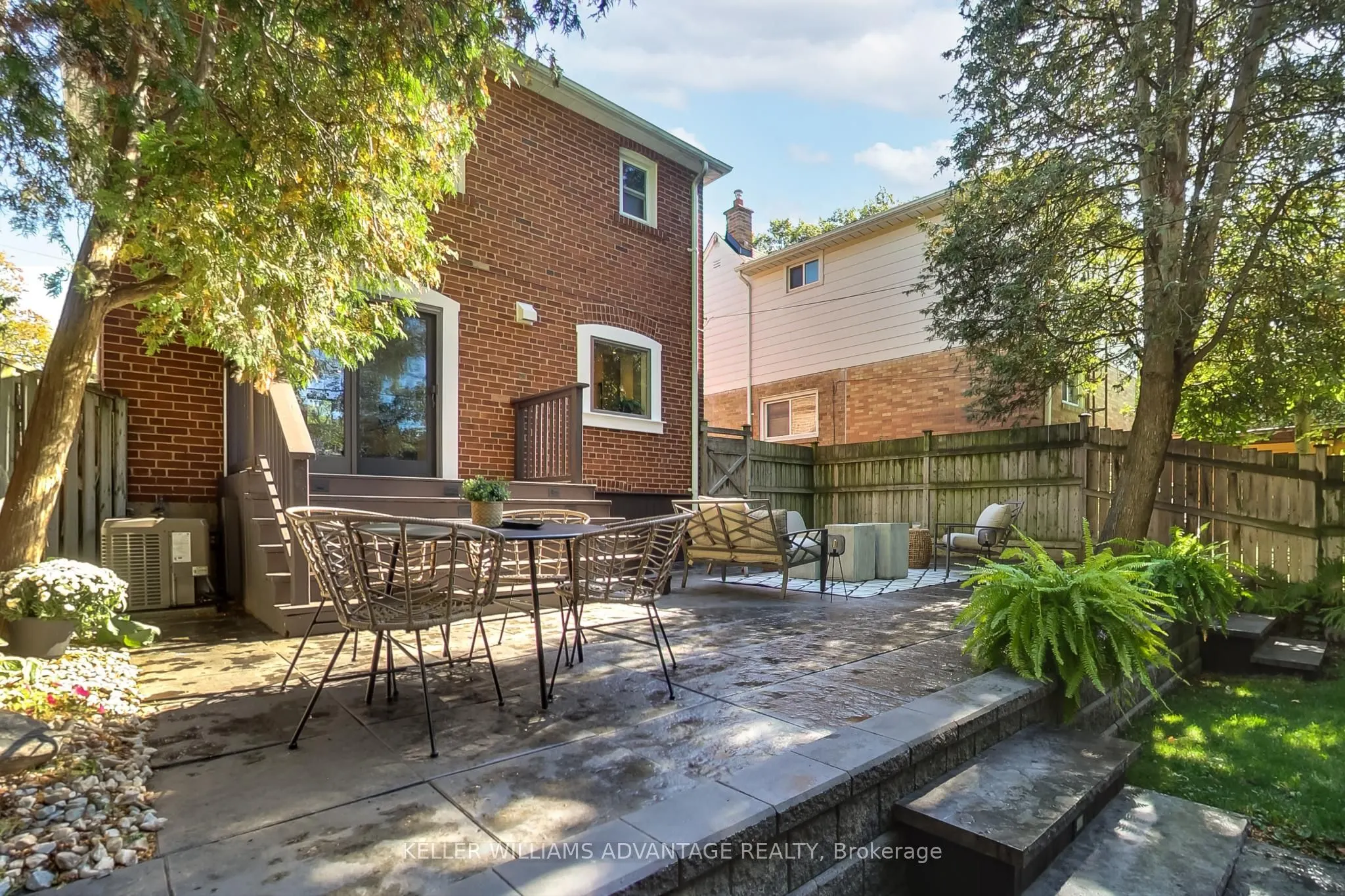28 Avalon Boulevard