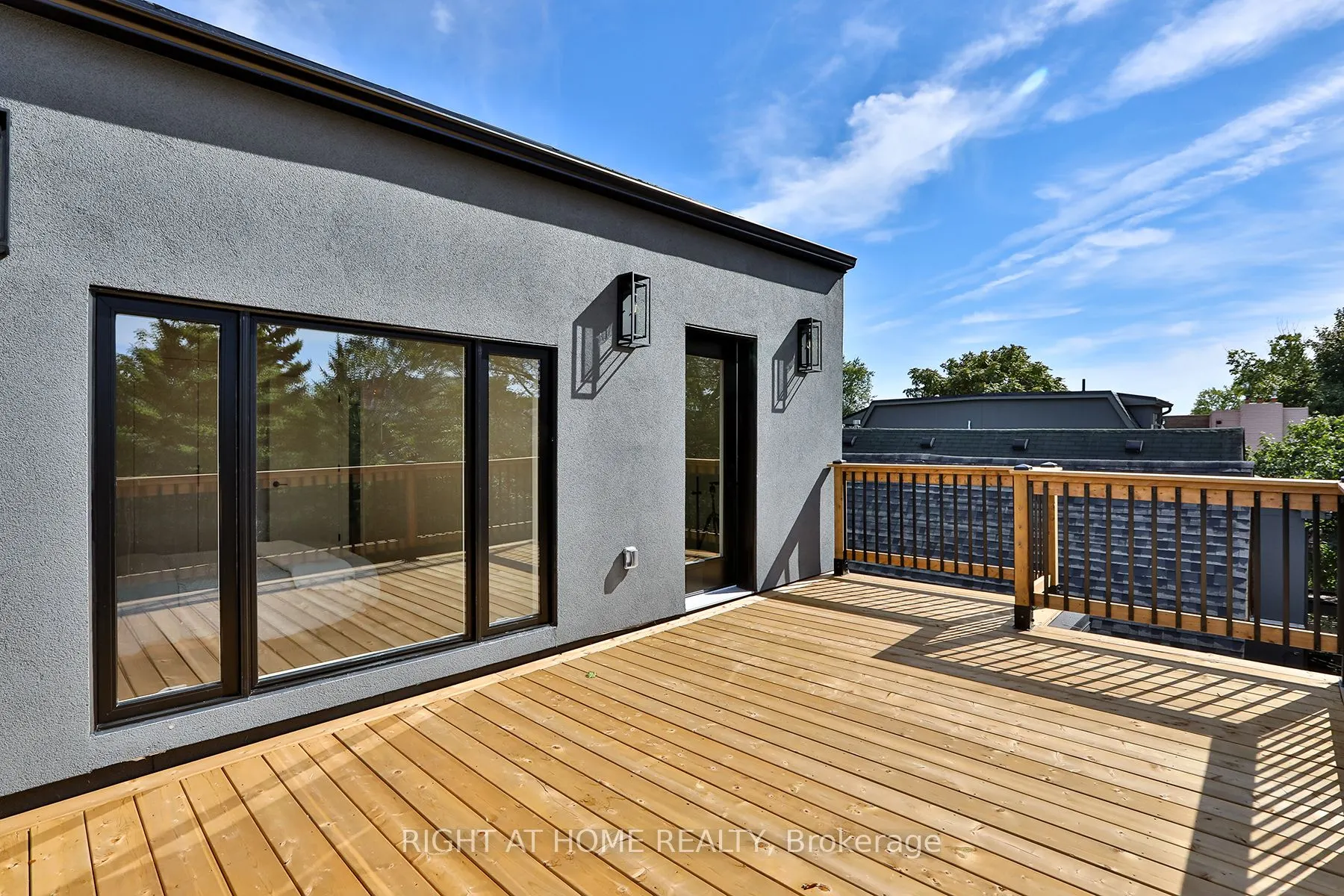 60 Winnifred Avenue