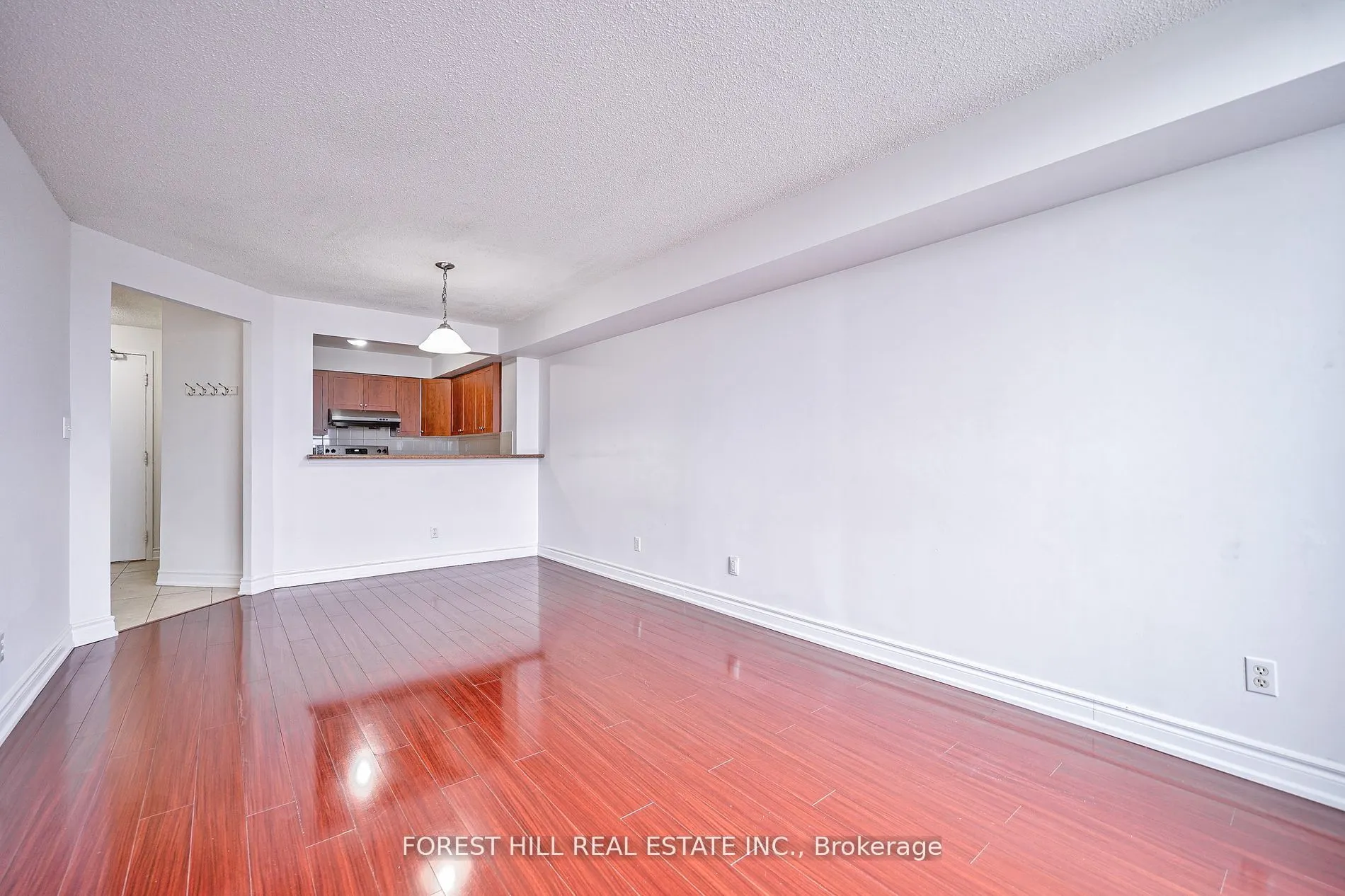 400 McLevin Avenue, #610