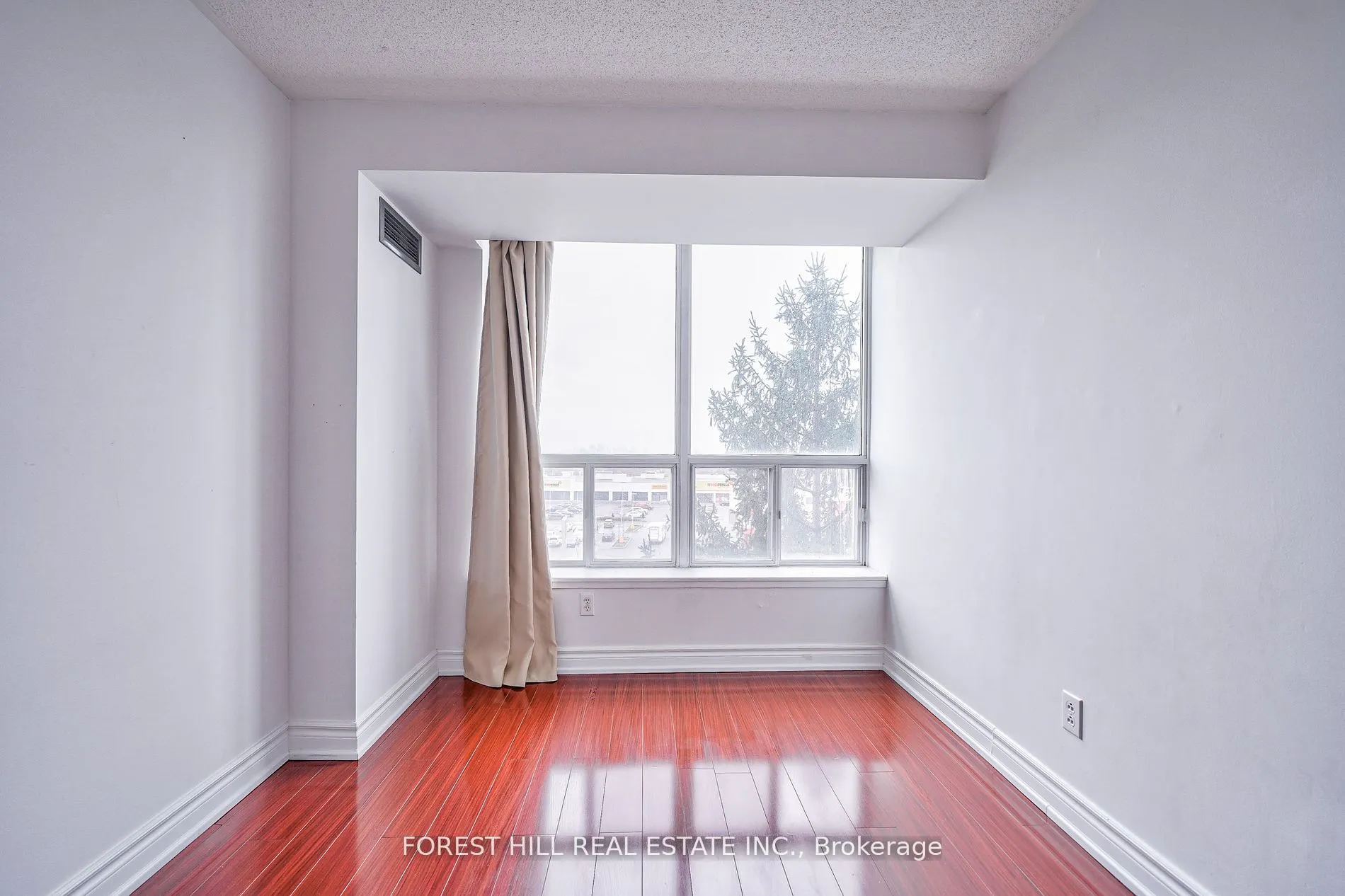 400 McLevin Avenue, #610