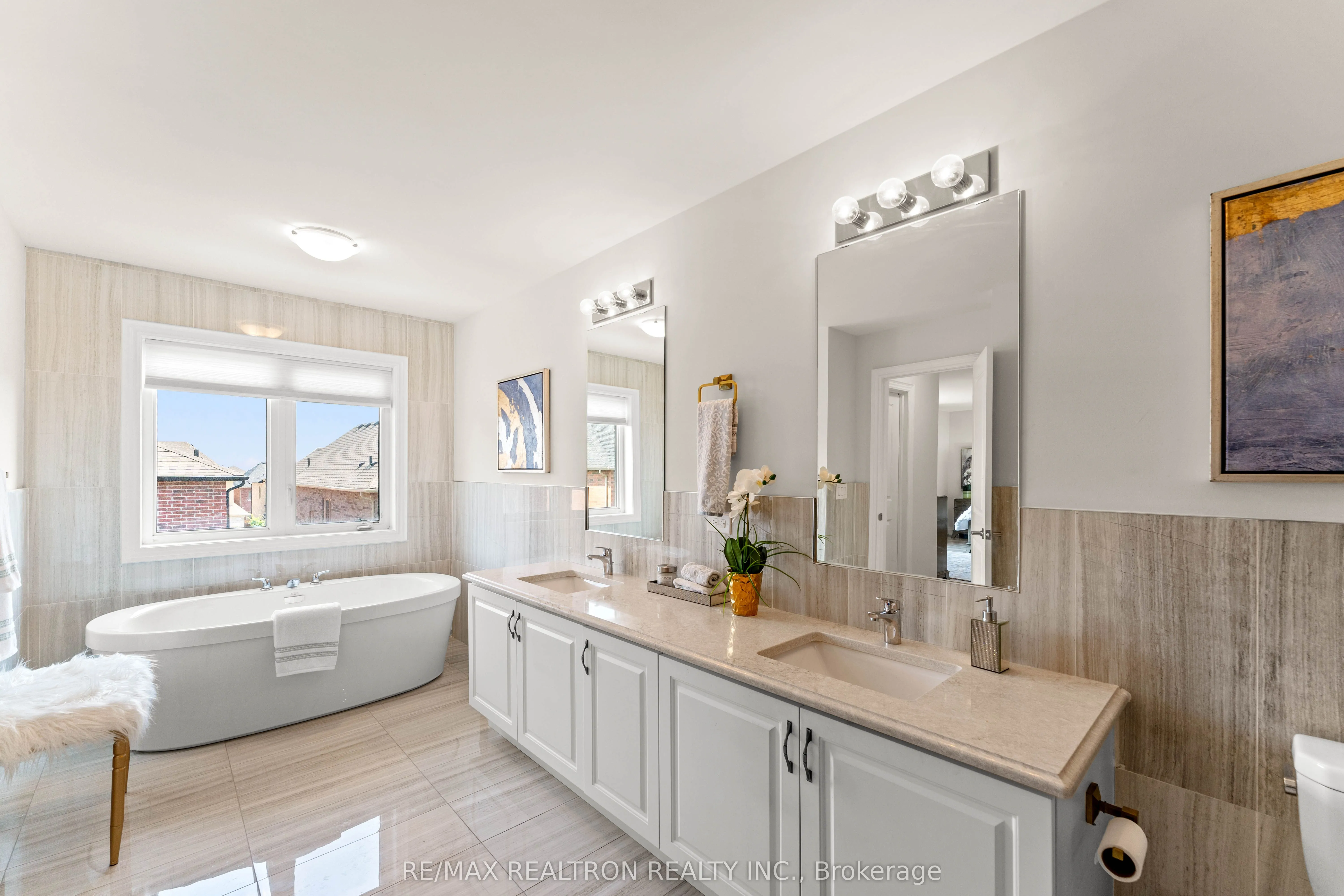 2657 Sapphire Drive