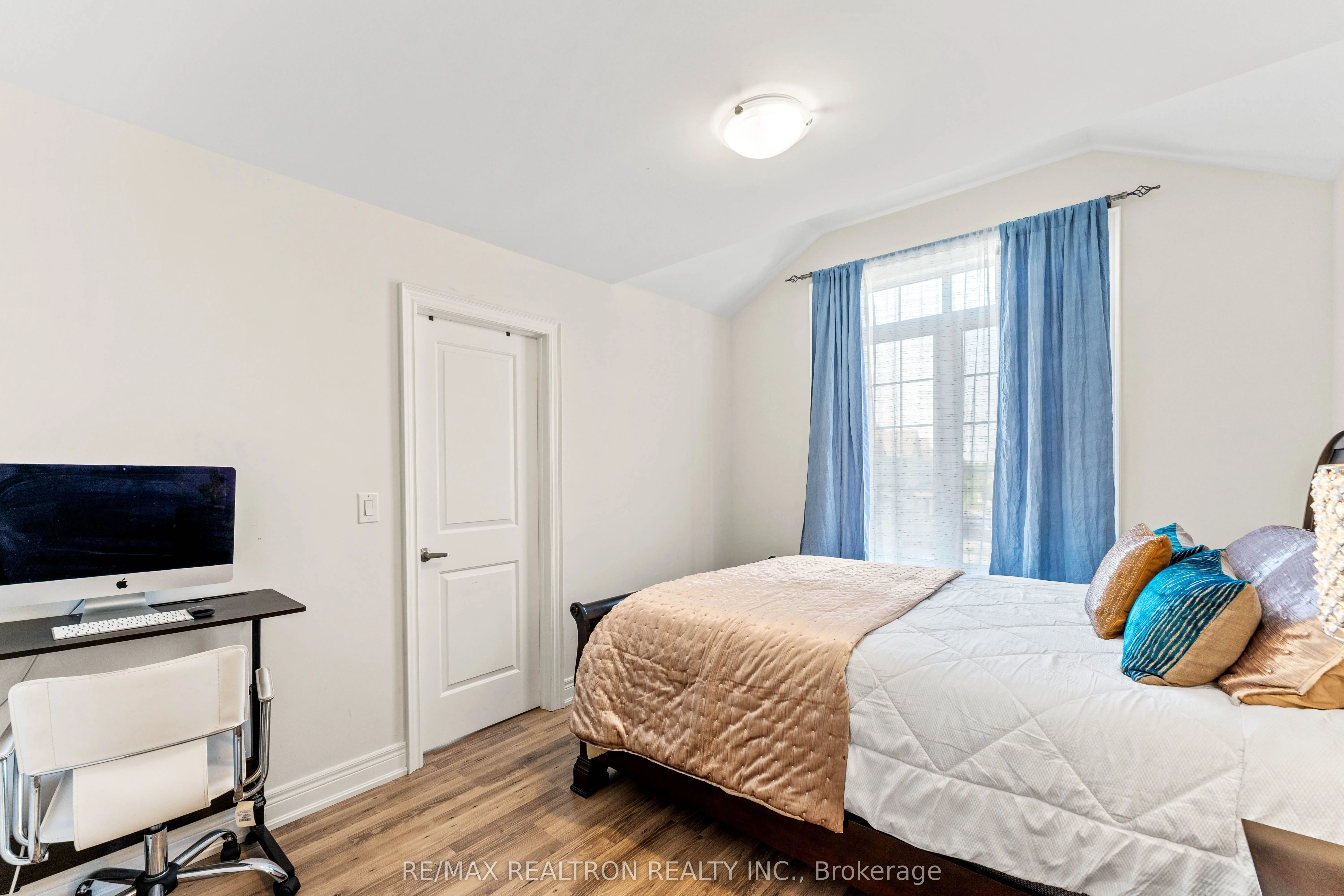 2657 Sapphire Drive