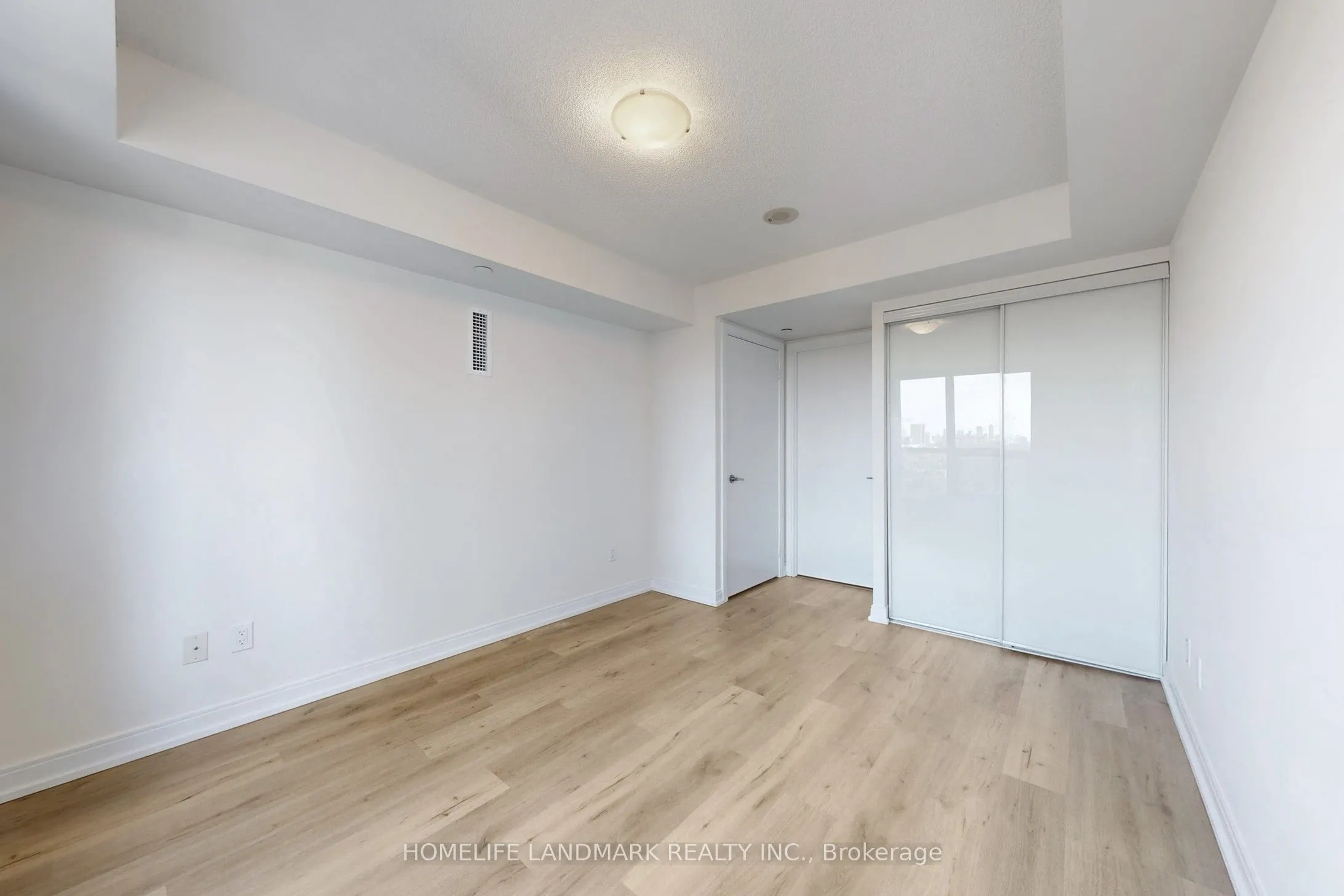 255 Village Green Square, #2106