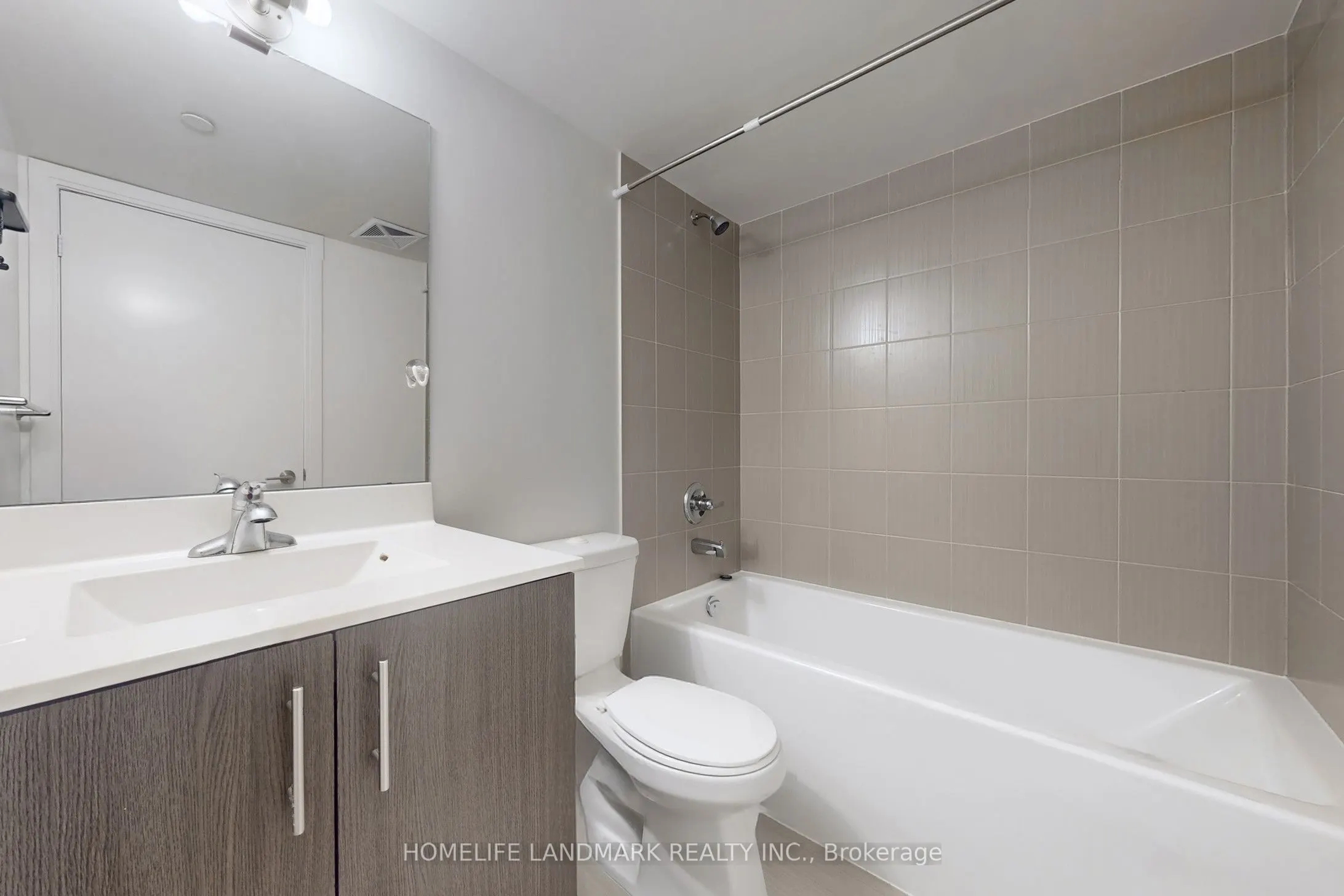 255 Village Green Square, #2106