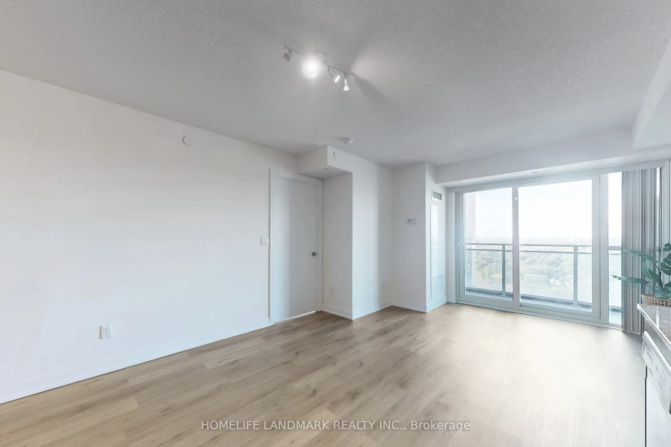 255 Village Green Square, #2106