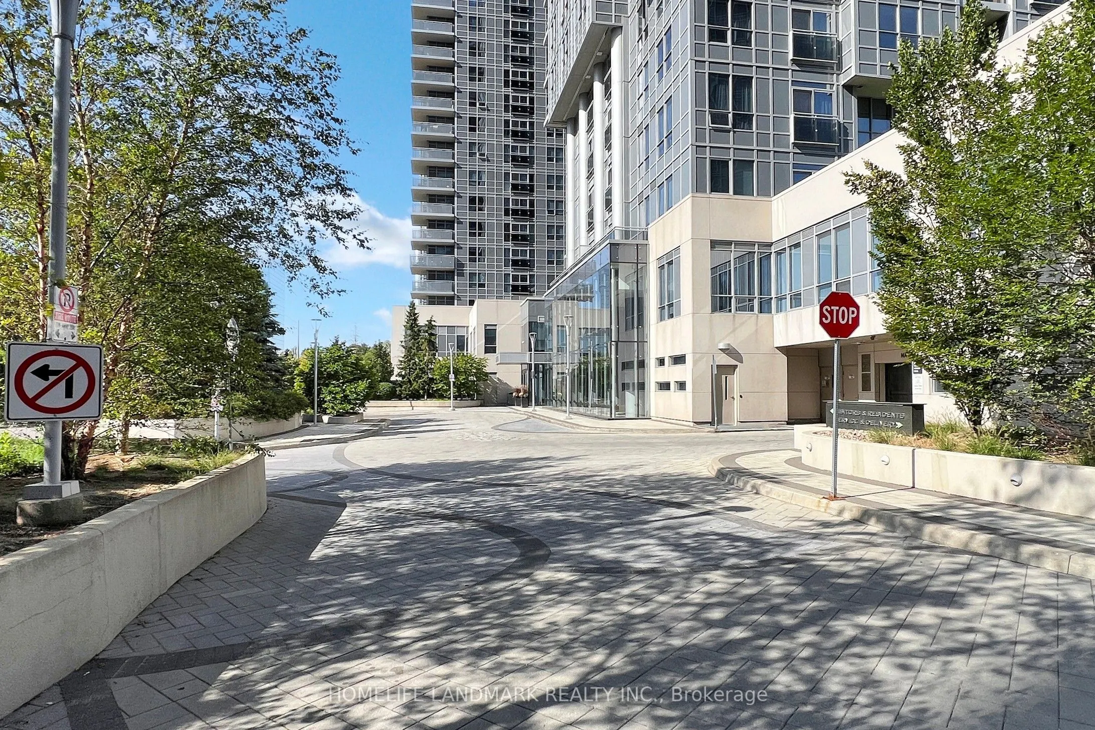 255 Village Green Square, #2106