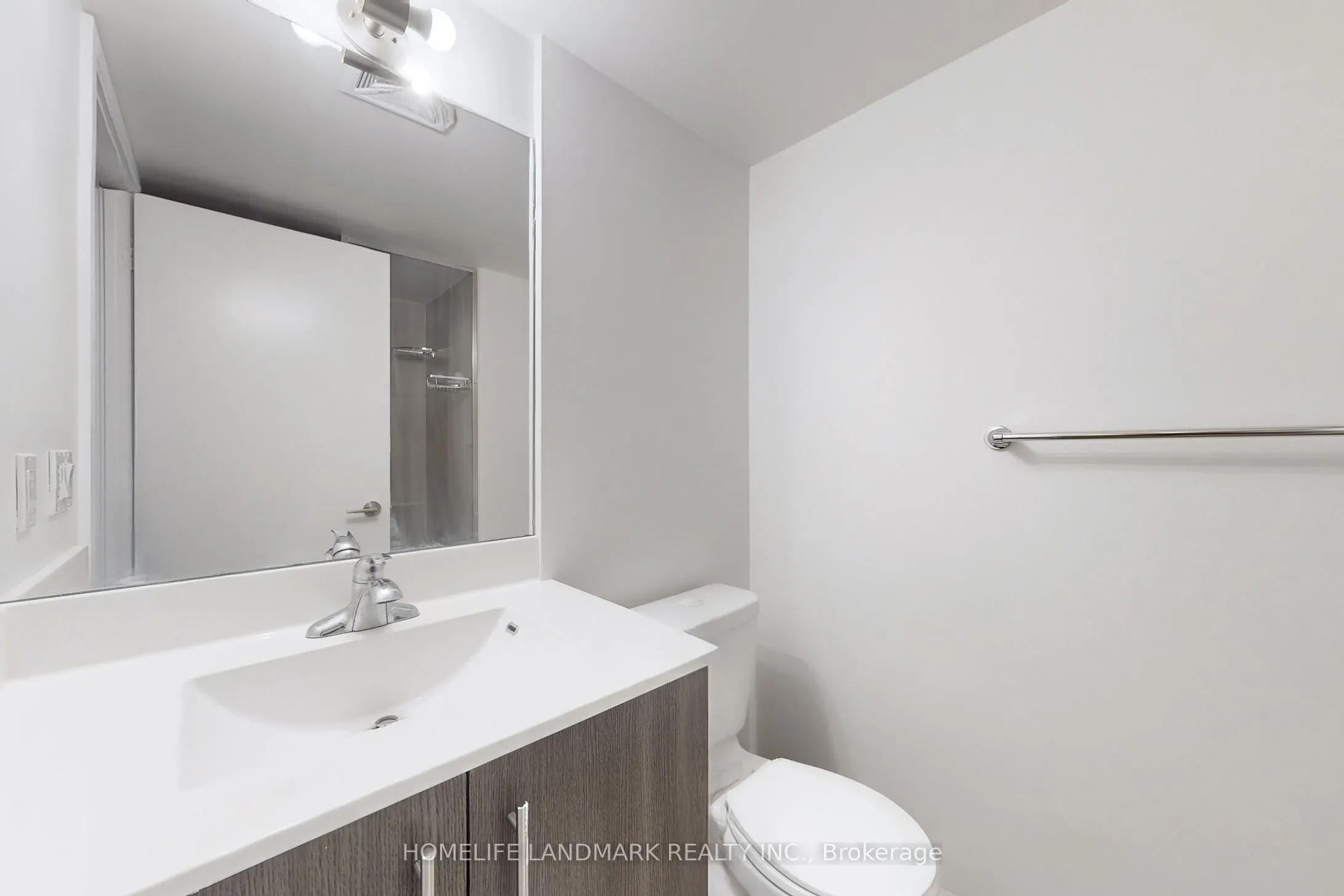 255 Village Green Square, #2106