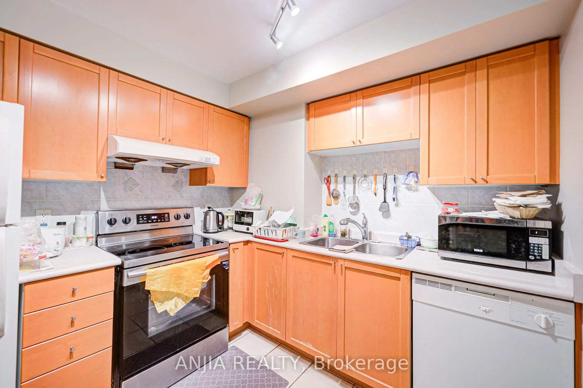 2627 Mccowan Road, #1705