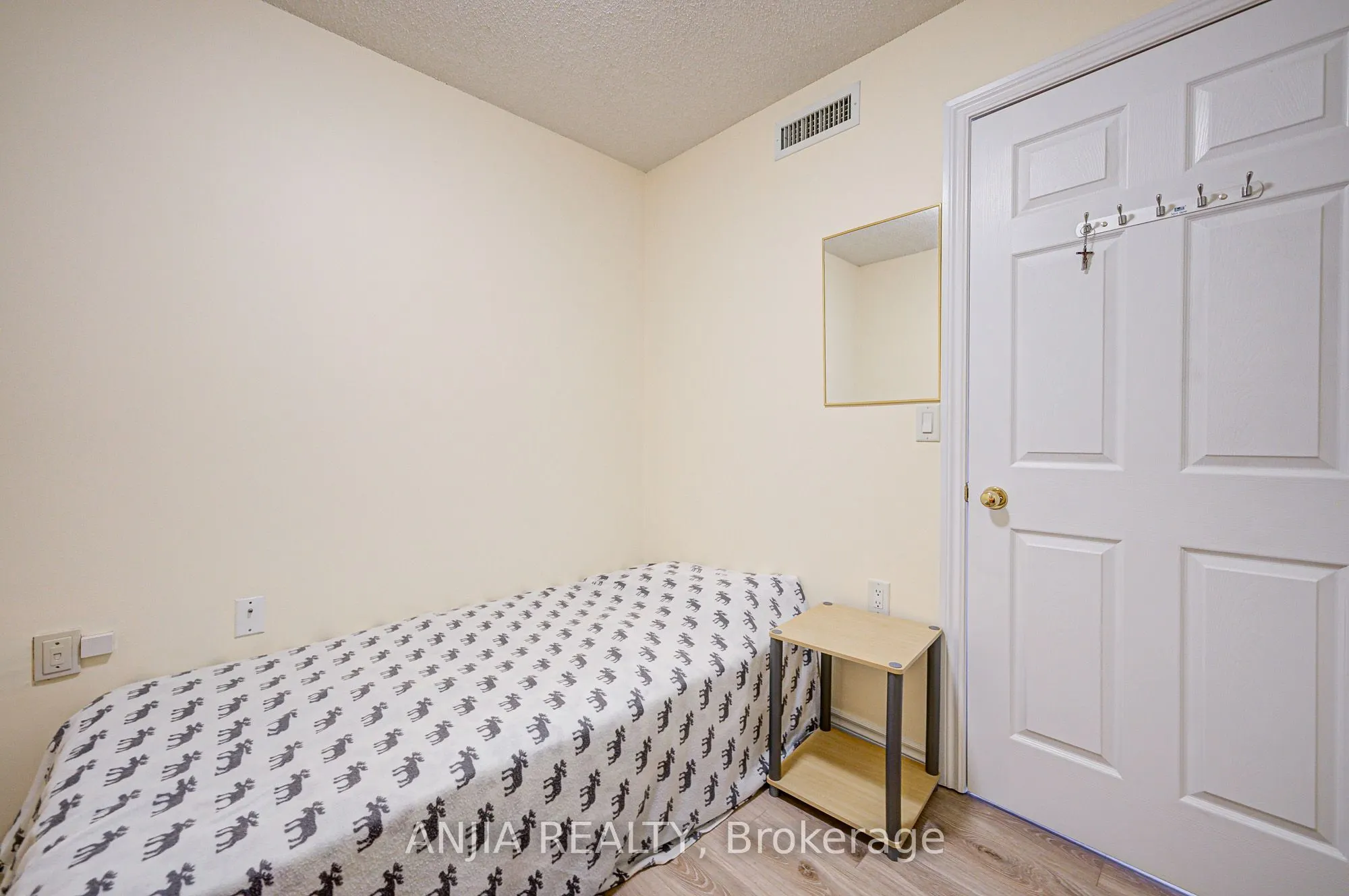 2627 Mccowan Road, #1705