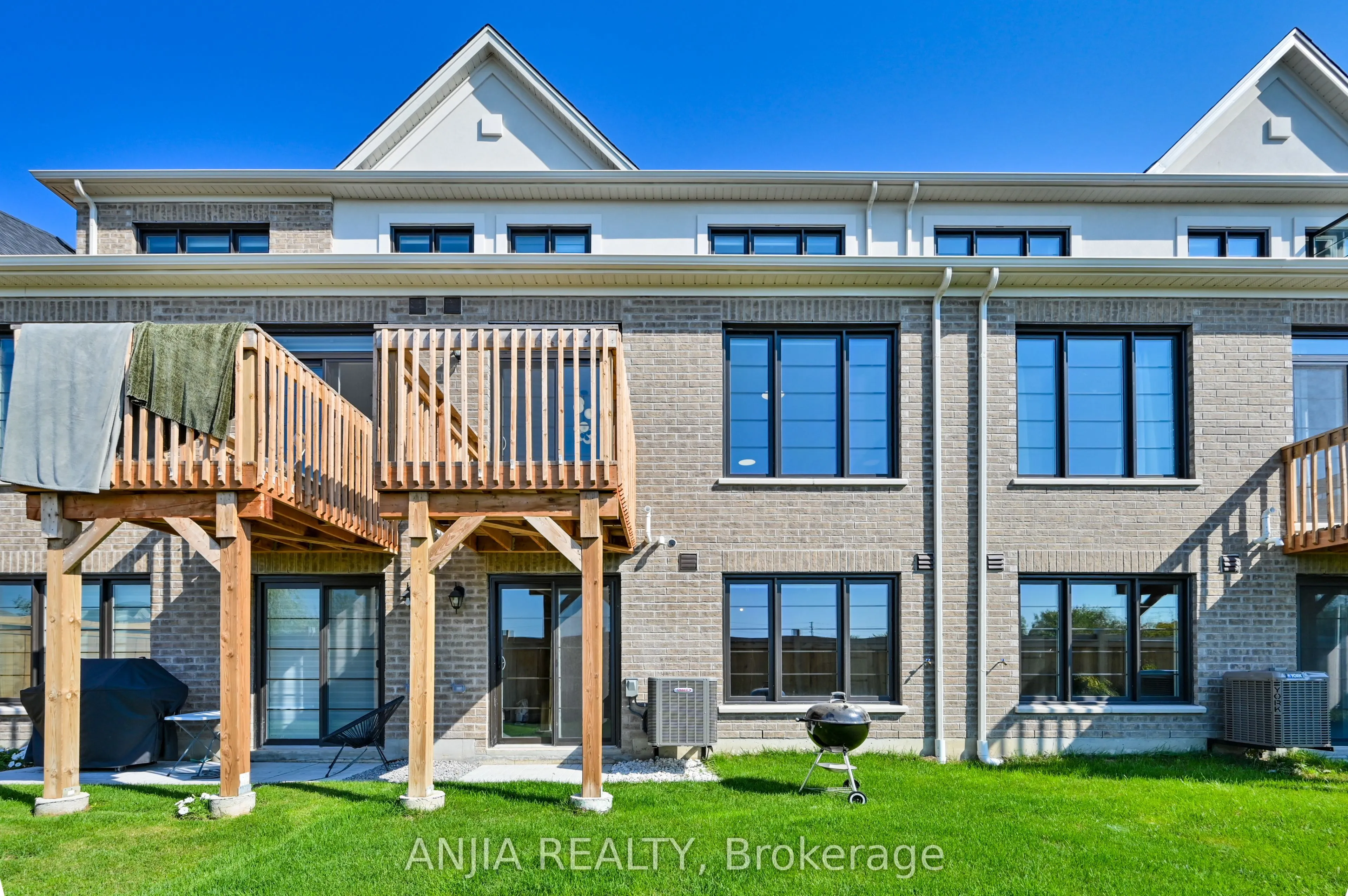 16 Velvet Drive
