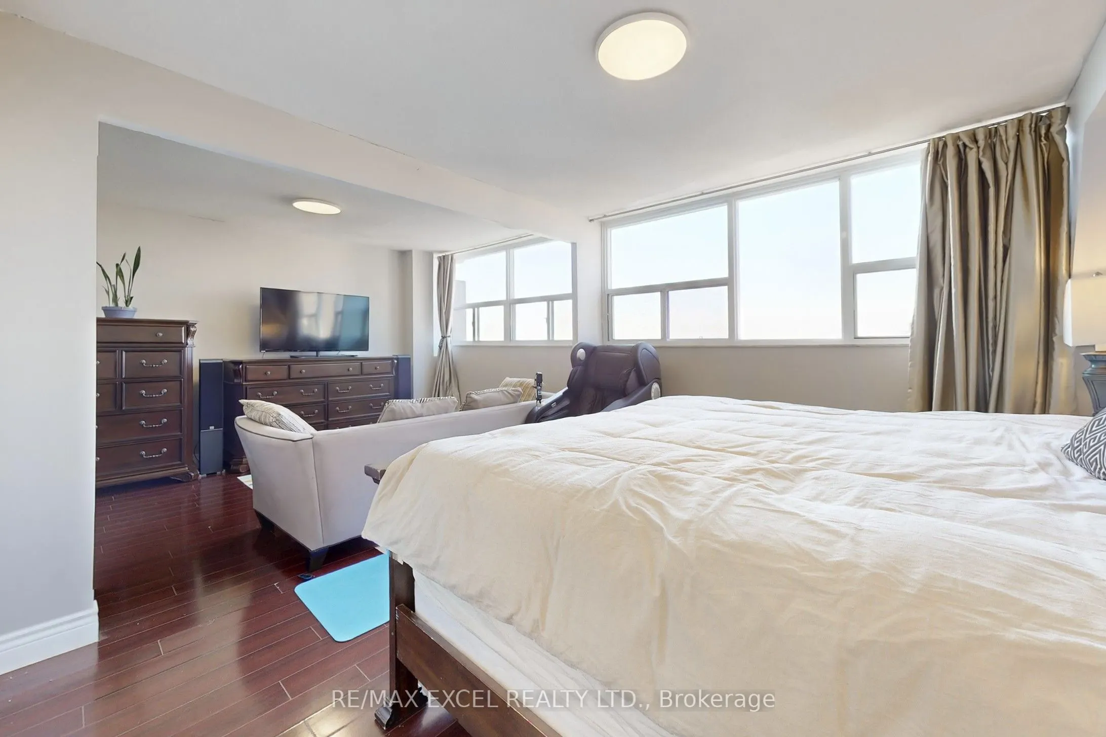 4101 Sheppard Avenue E, #1708