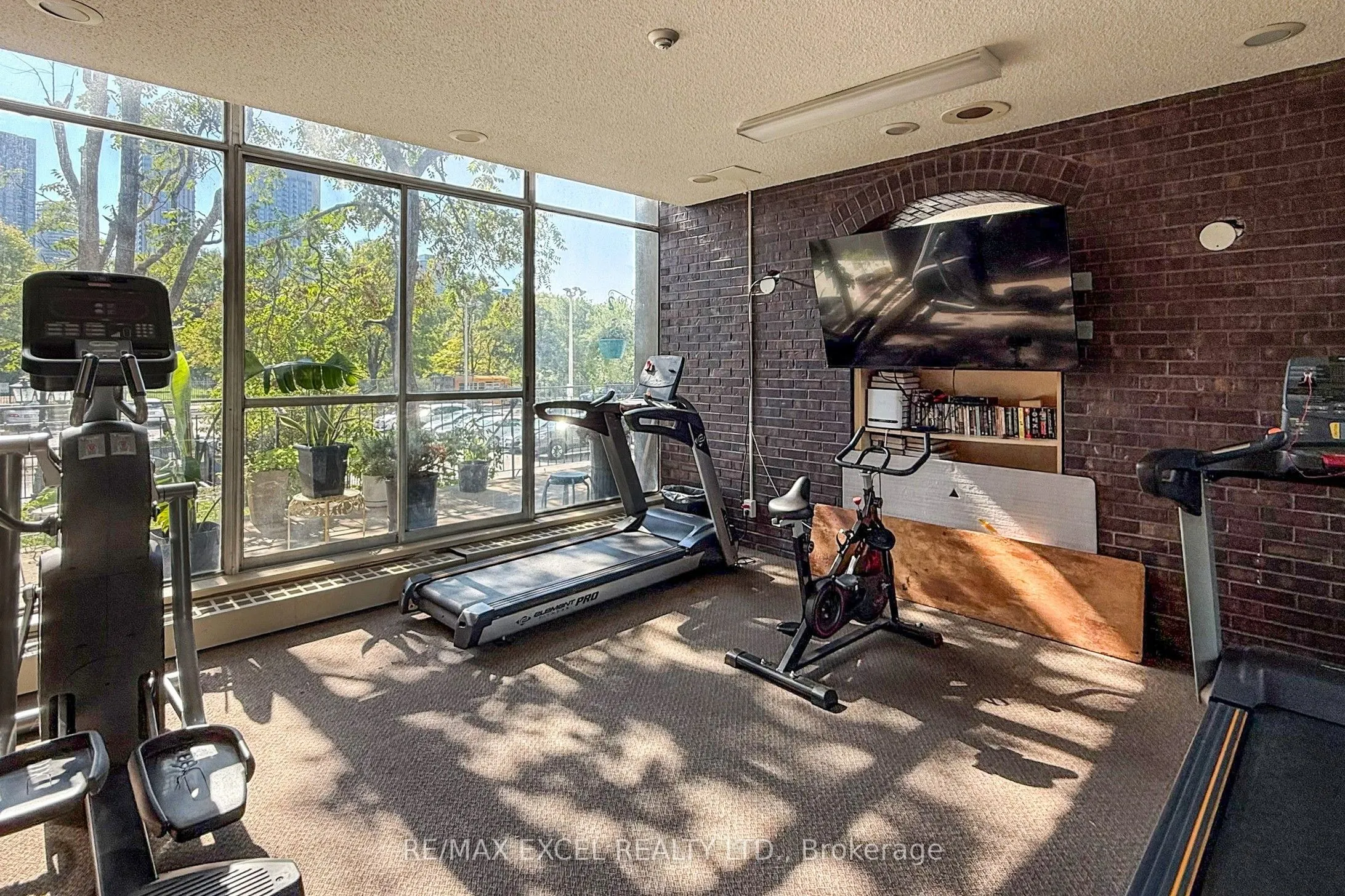 4101 Sheppard Avenue E, #1708