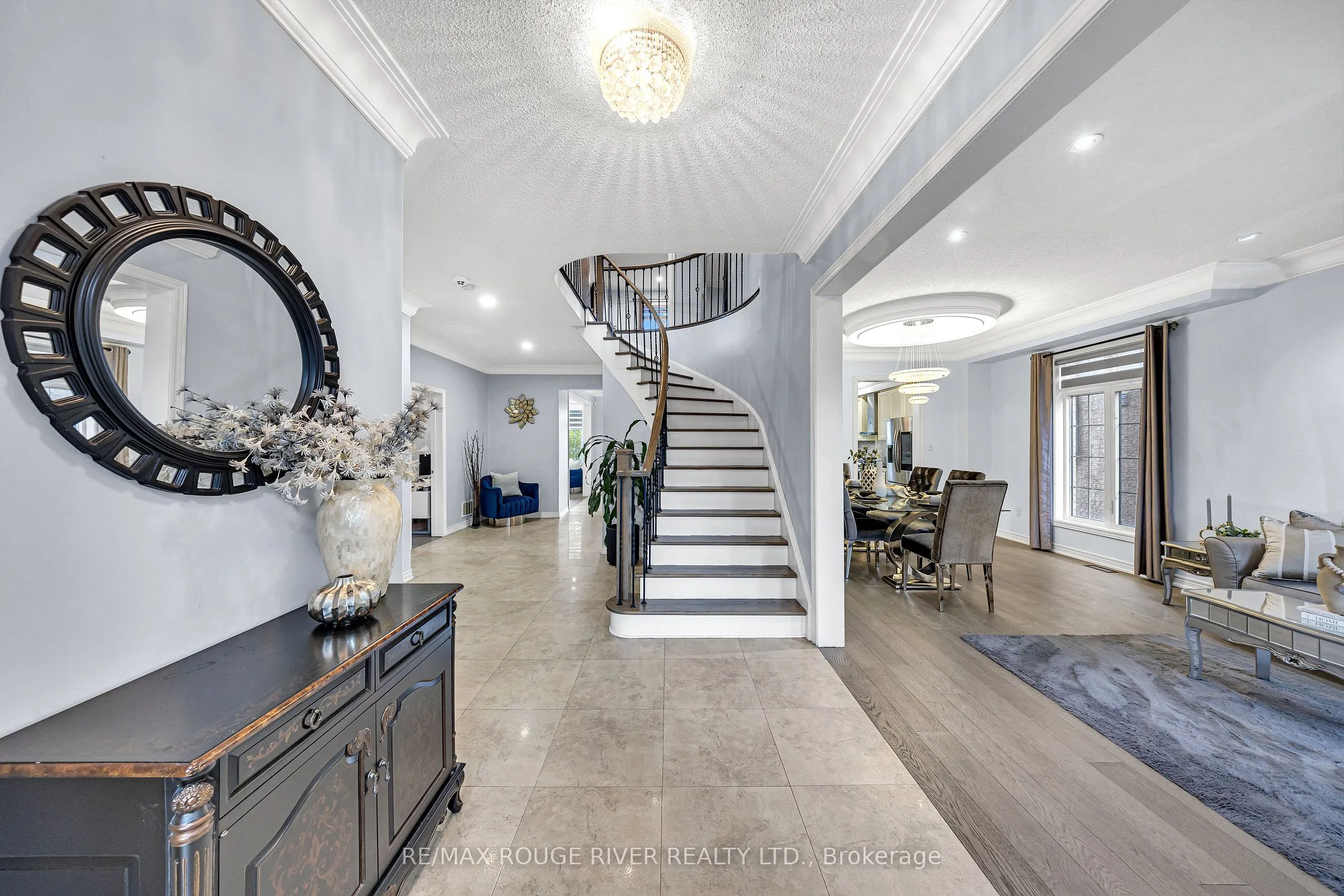 8 St Philip Court