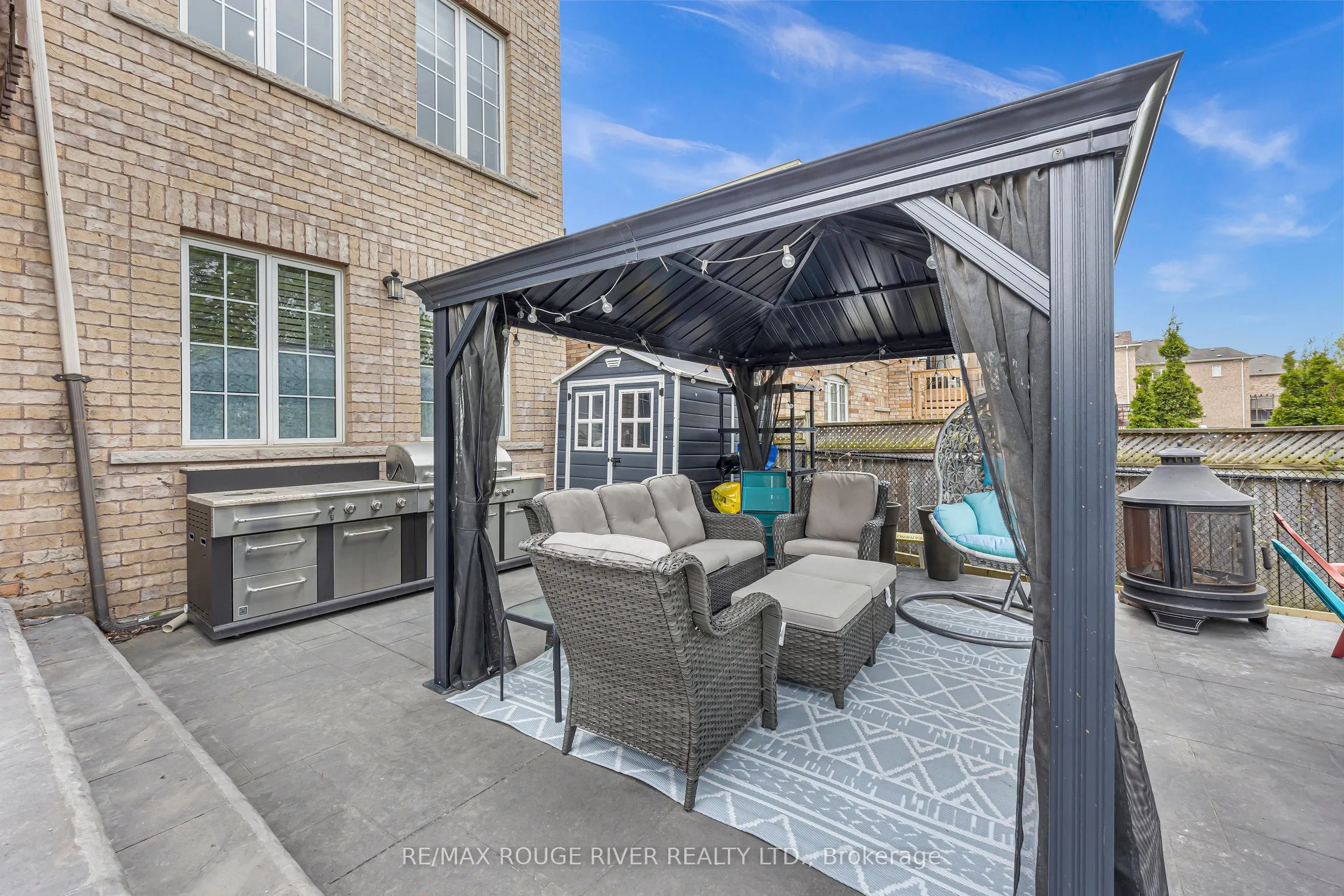 8 St Philip Court