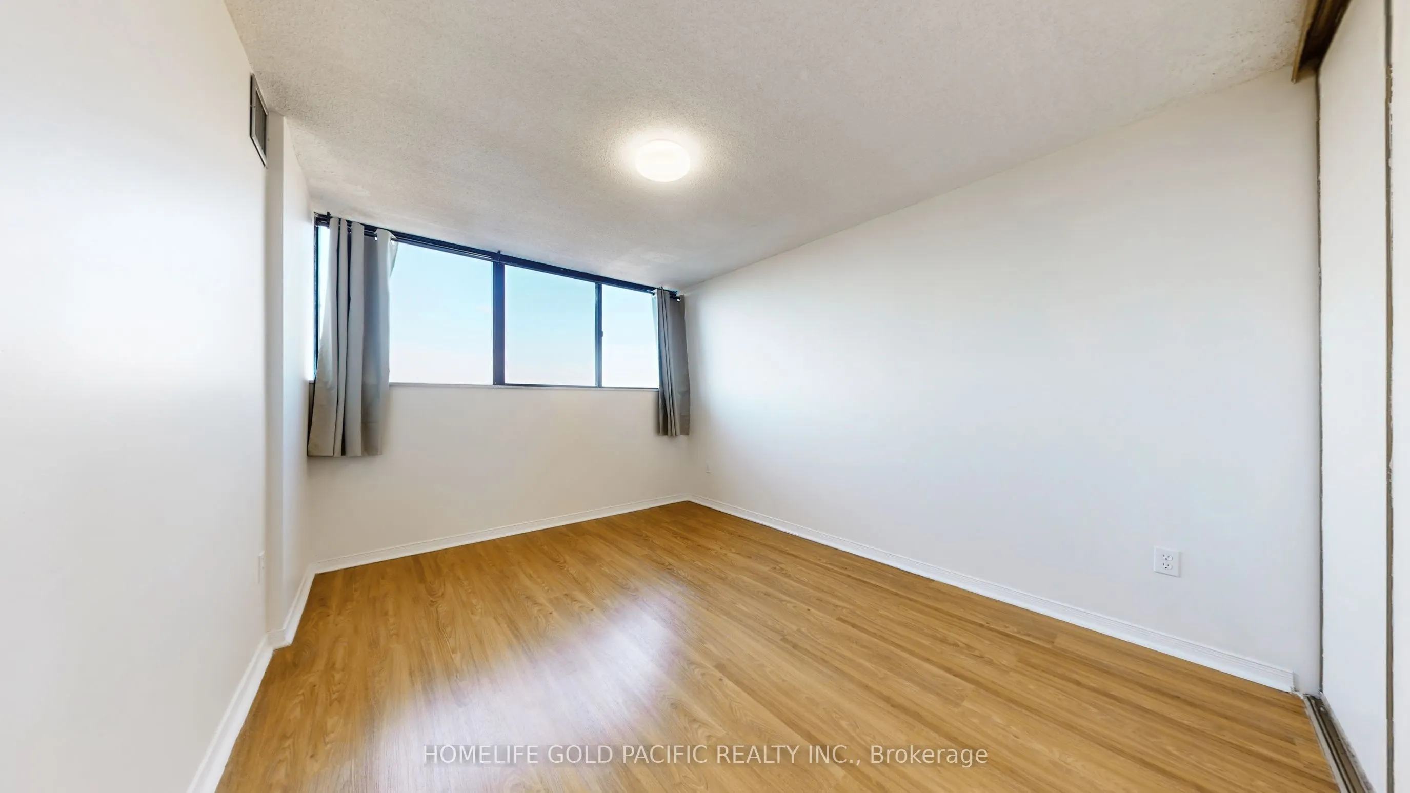 99 Blackwell Avenue, #809