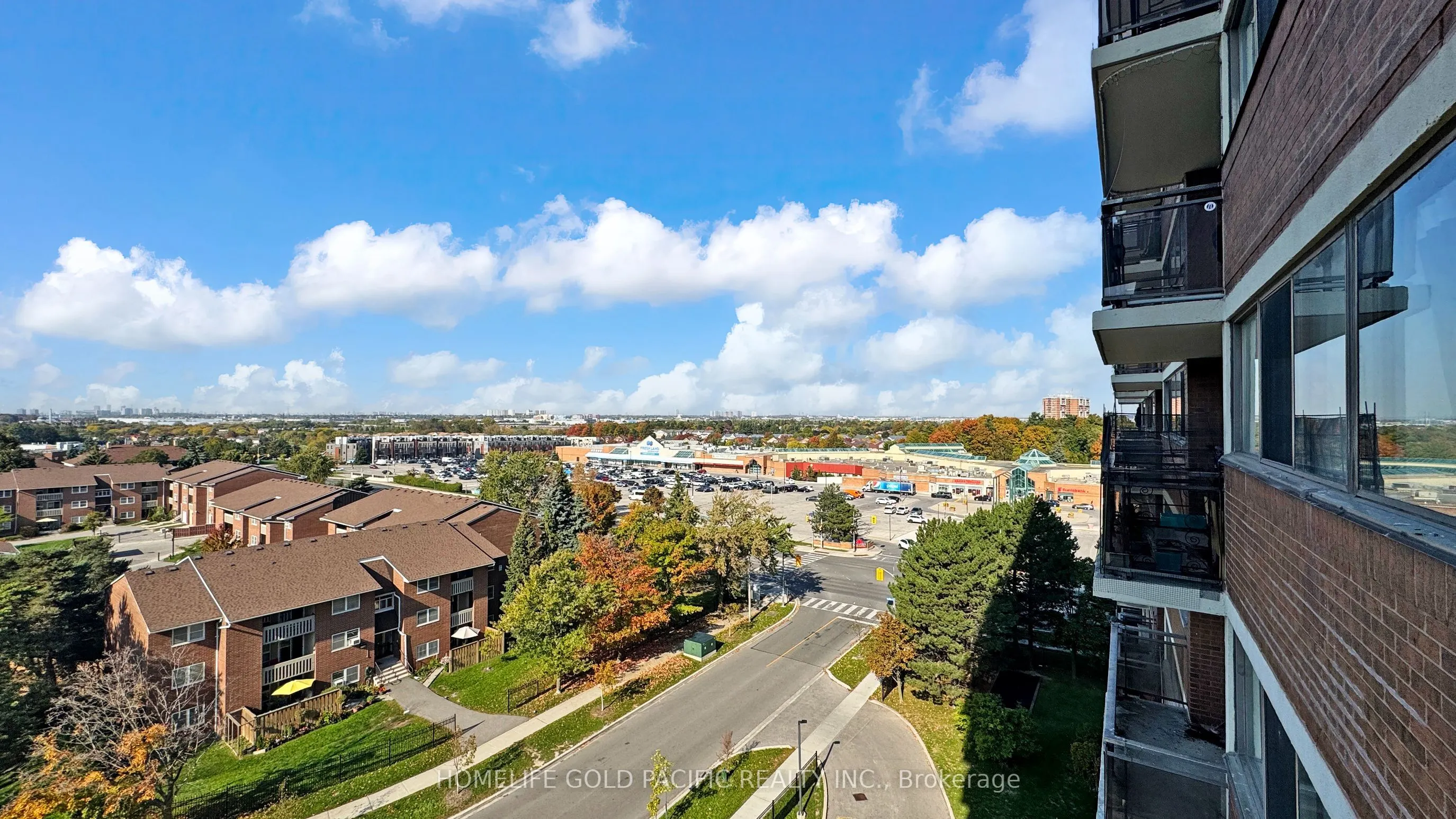 99 Blackwell Avenue, #809