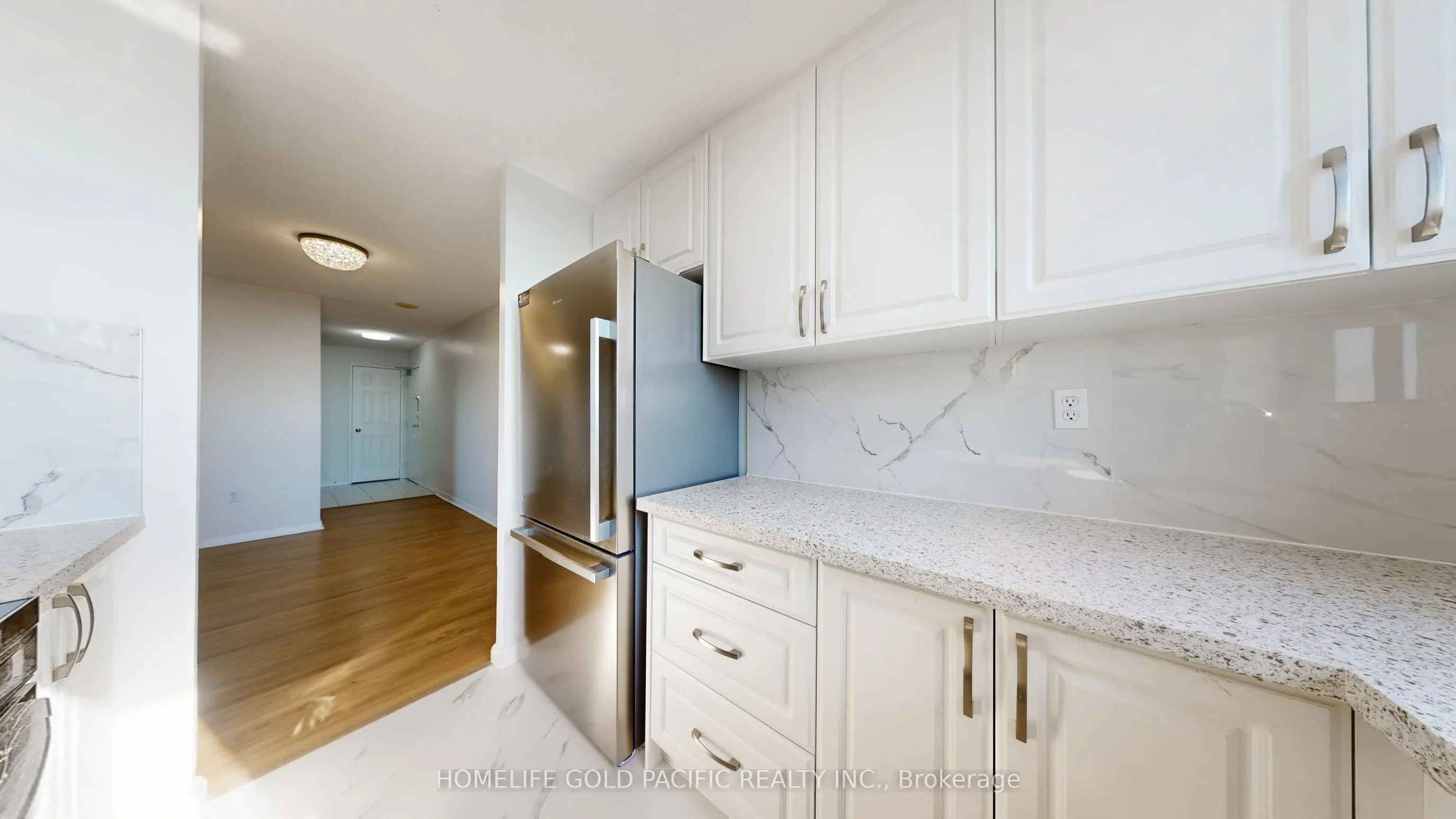 99 Blackwell Avenue, #809